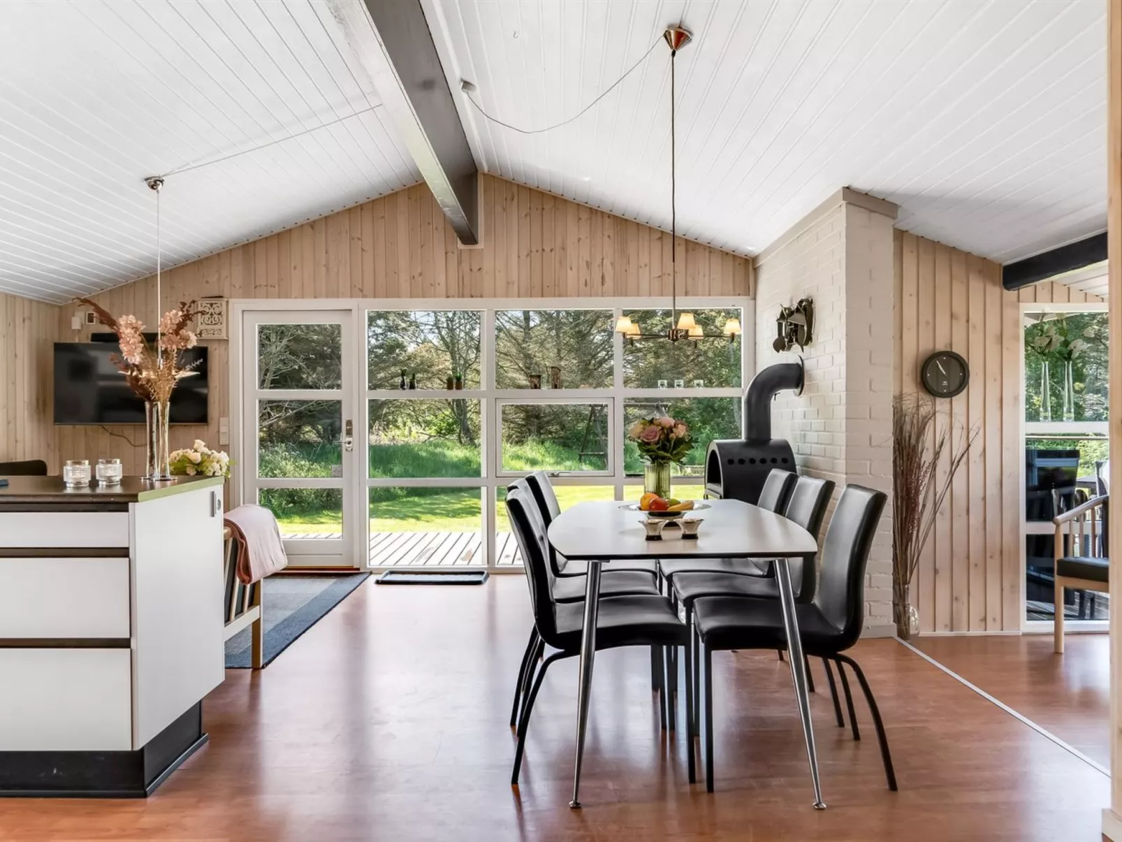 "Brunetta" - 800m from the sea-Binnen