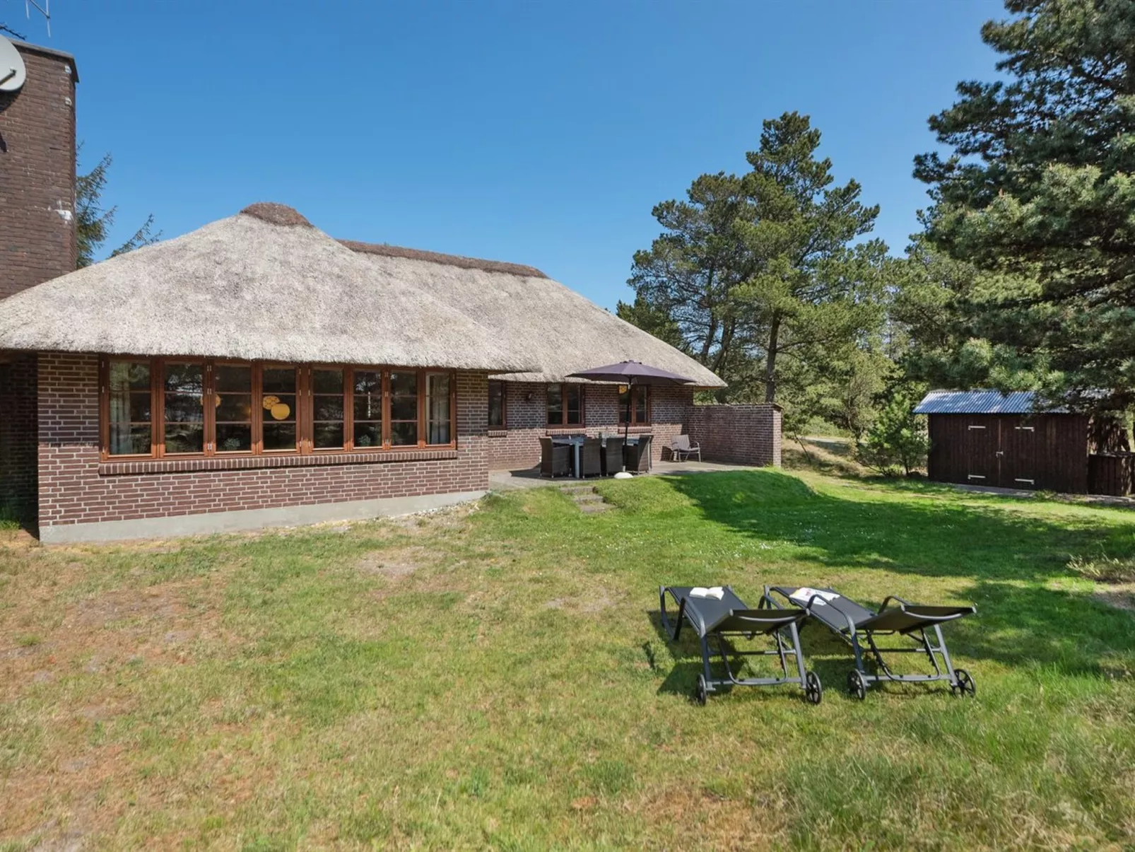 "Satzur" - 800m from the sea-Buiten