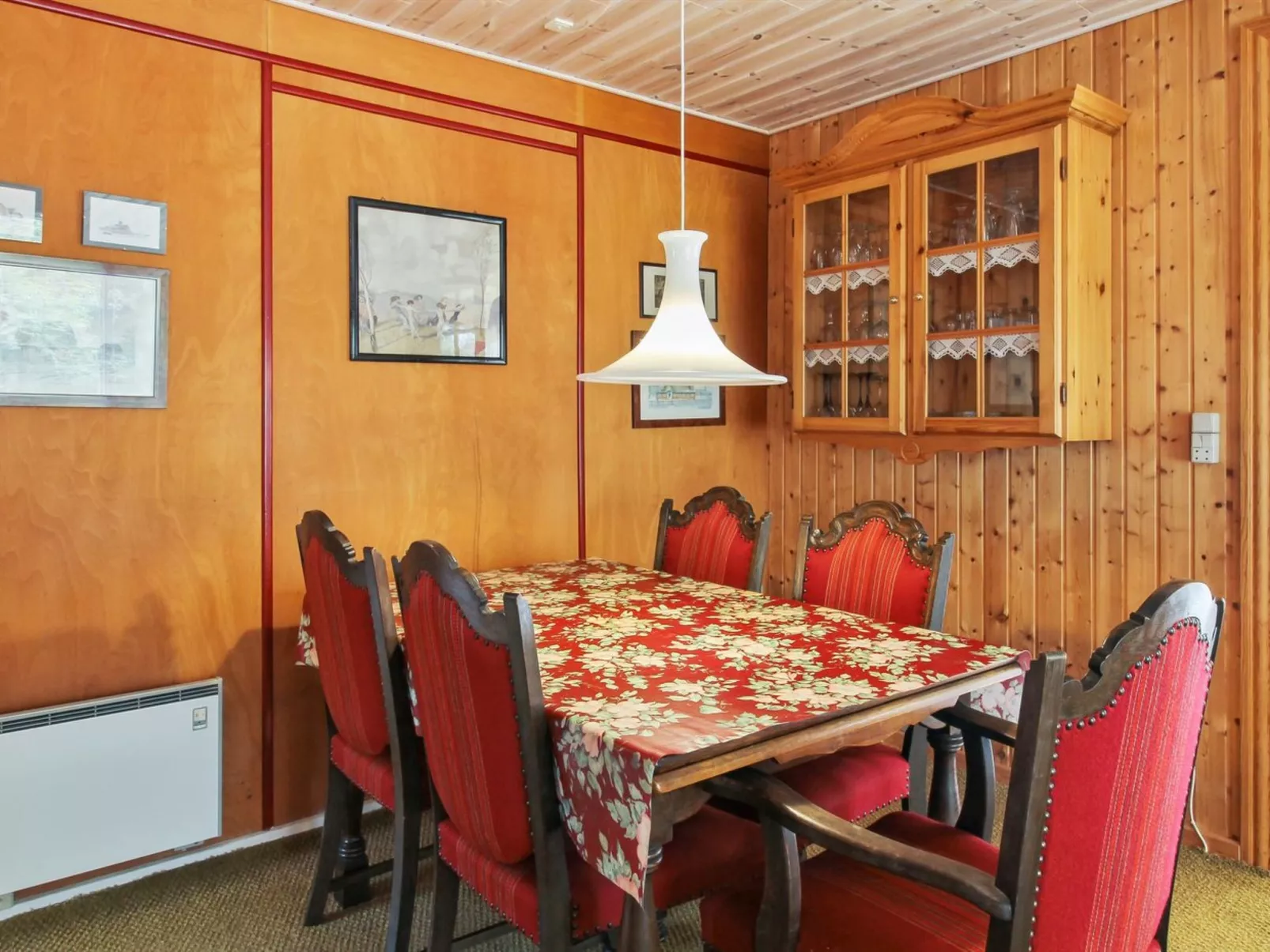 "Redward" - 1km from the sea-Binnen