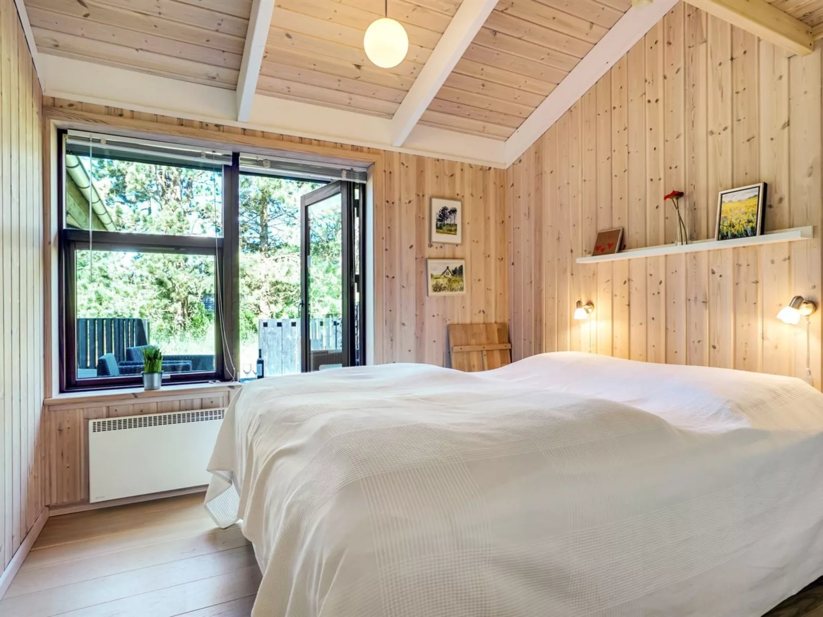 "Kali" - 900m to the fjord-Binnen