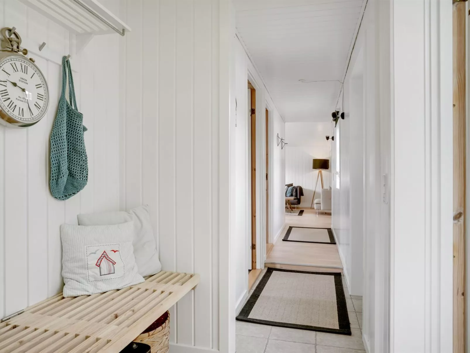 "Gunlef" - 50m from the sea-Binnen