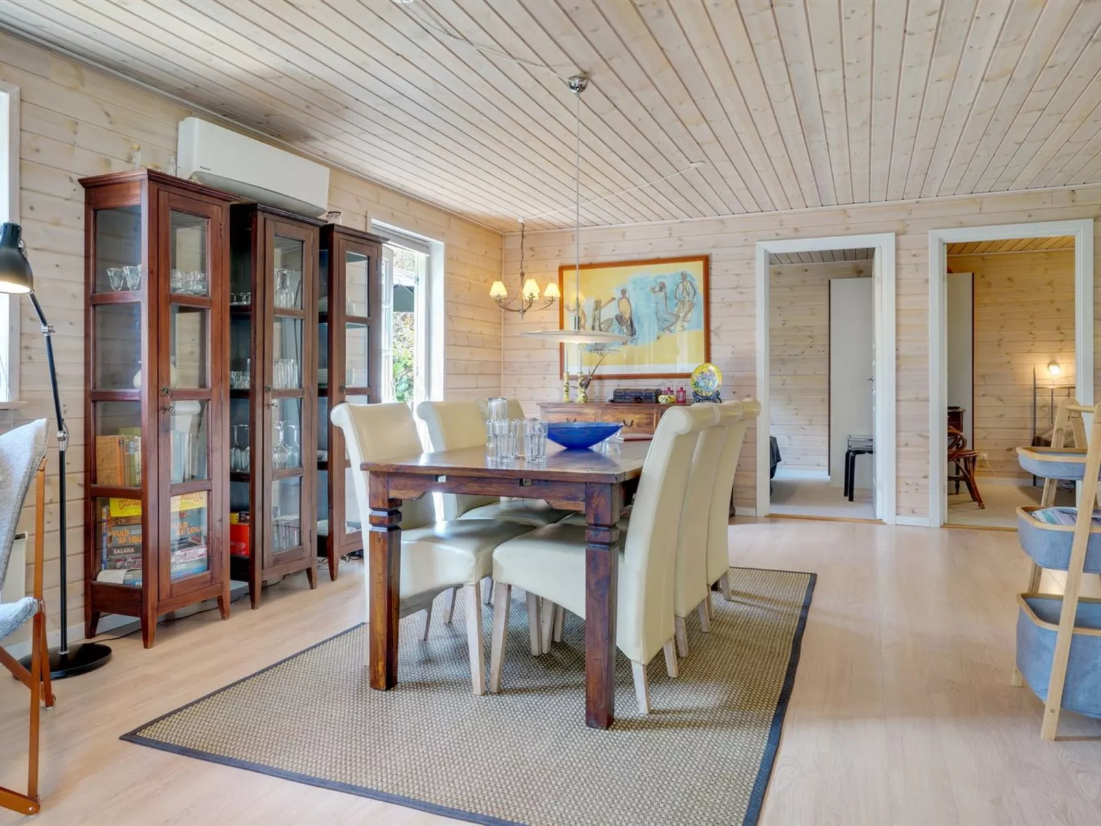 "Tian" -  from the sea-Binnen