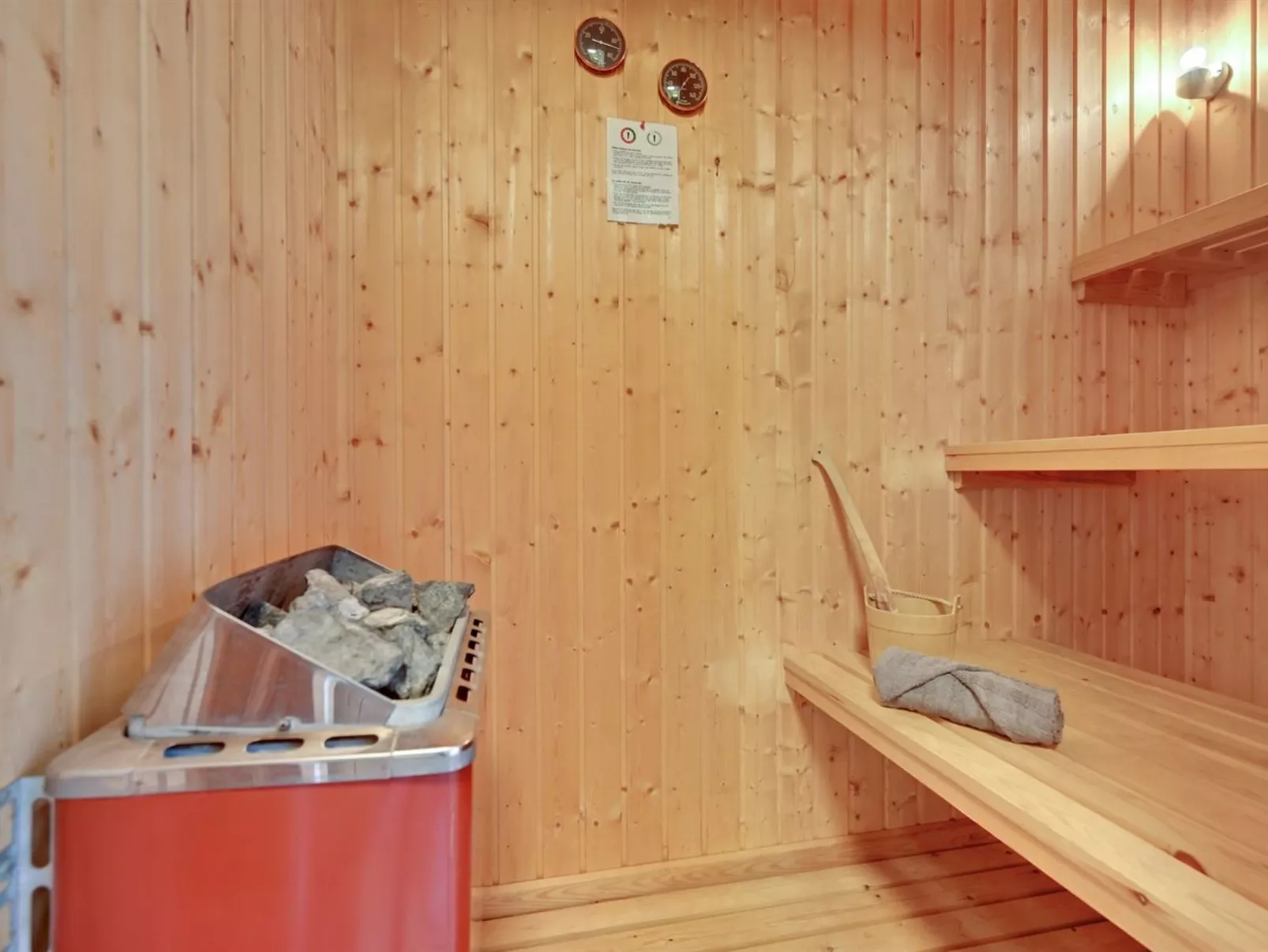 "Alrich" - 500m from the sea-Binnen