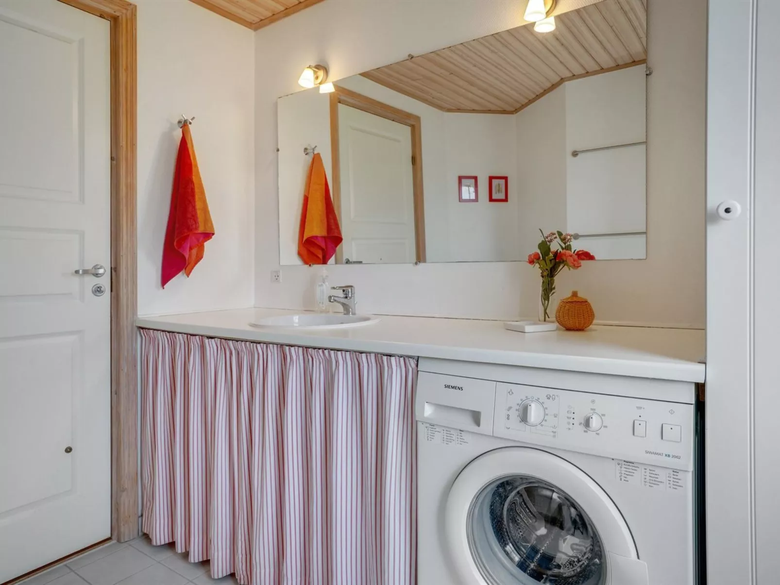 "Syrine" - 300m from the sea-Binnen