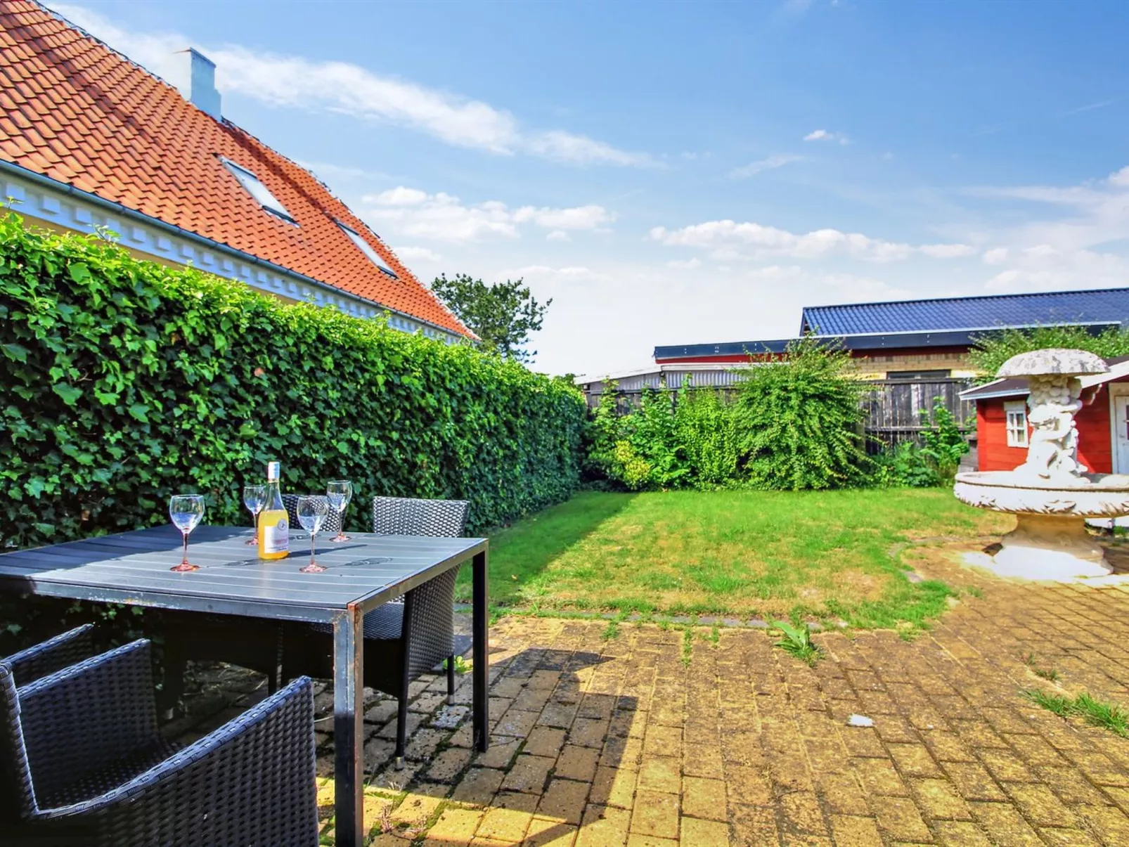 "Canan" - 1.6km from the sea-Binnen