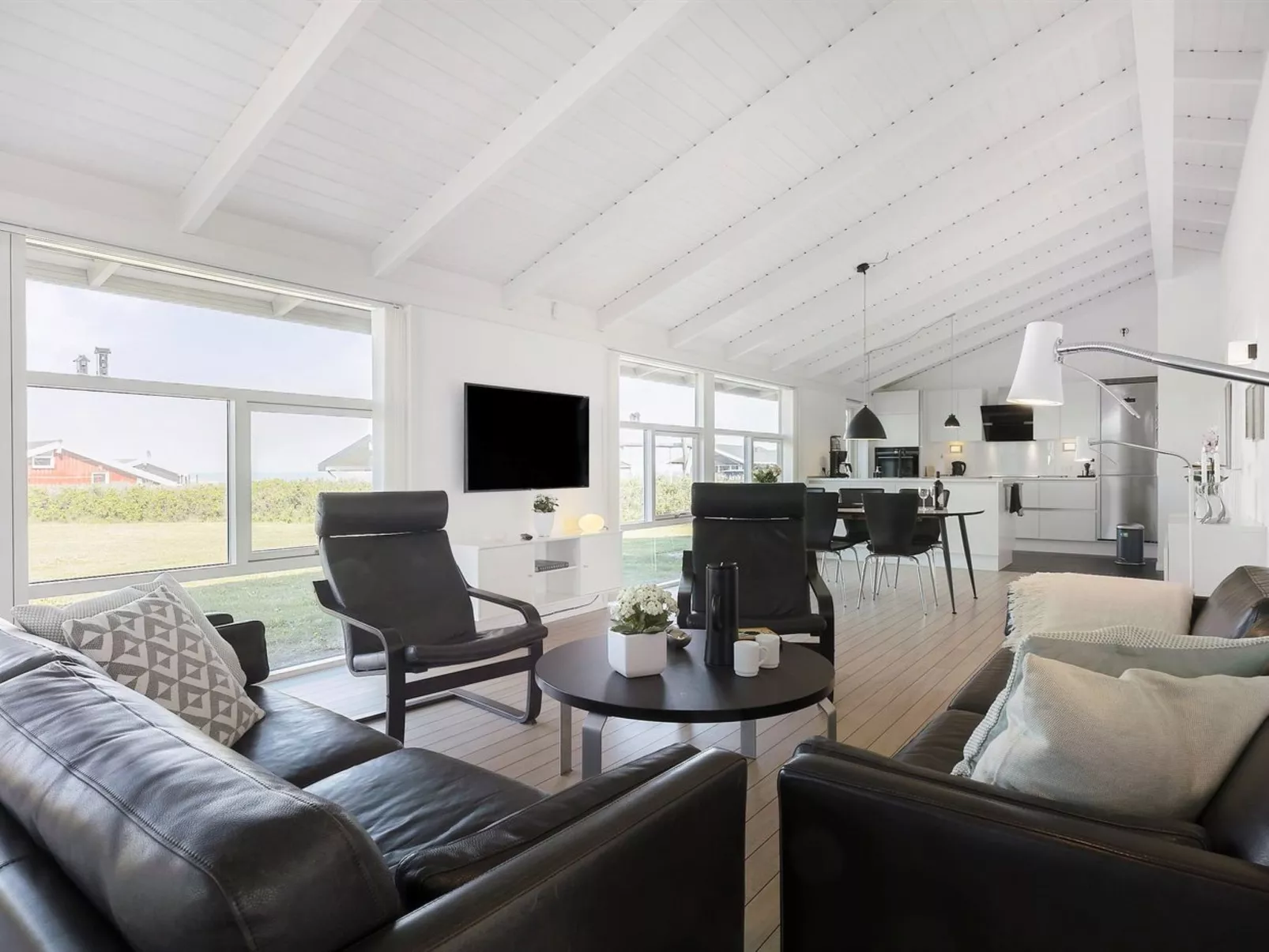 "Paul" - 100m from the sea-Binnen