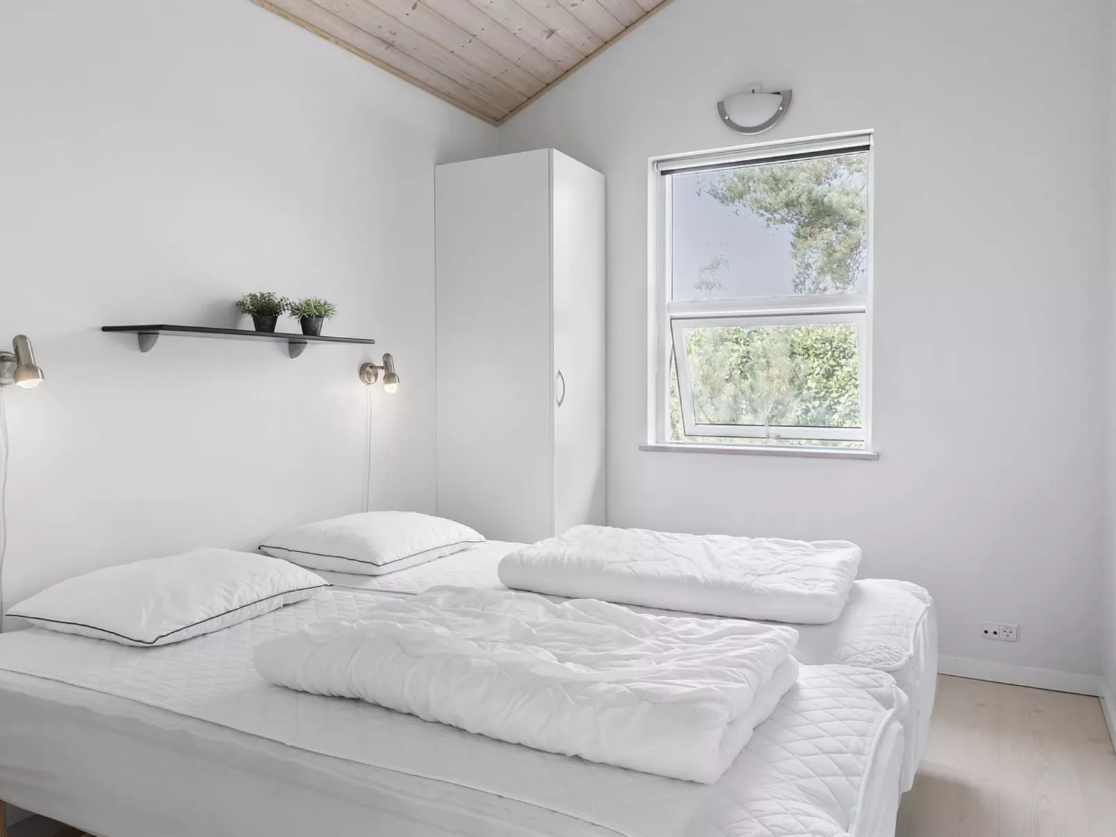 "Toa" - 600m from the sea-Binnen