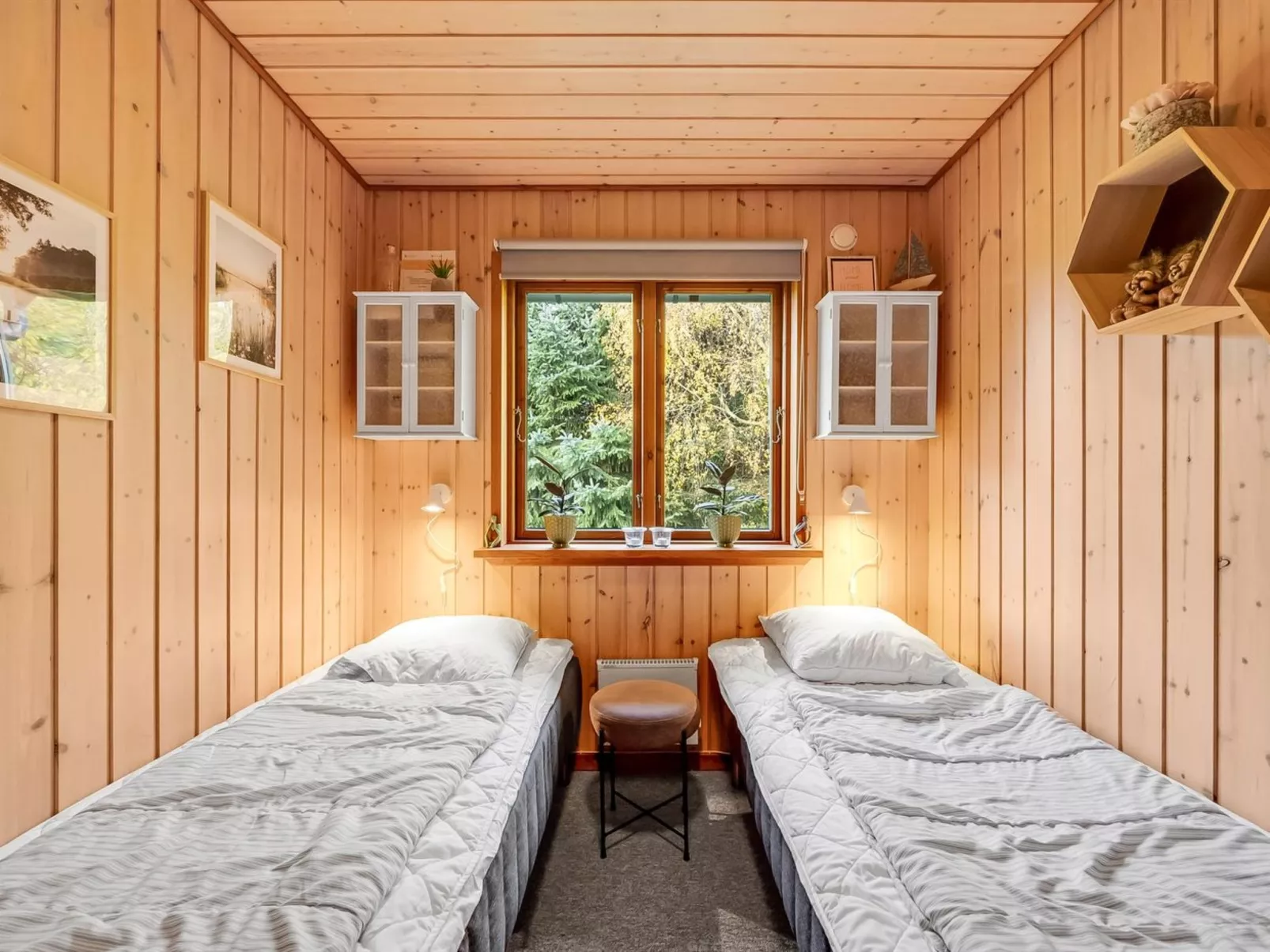 "Engeline" - 300m to the fjord-Binnen