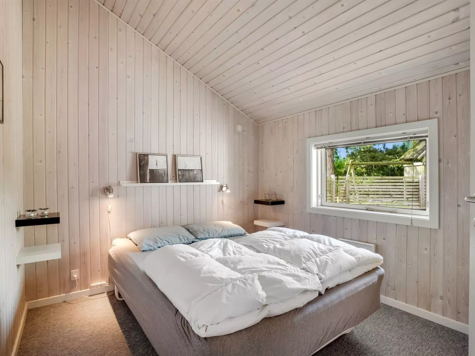 "Truls" - 800m from the sea-Binnen