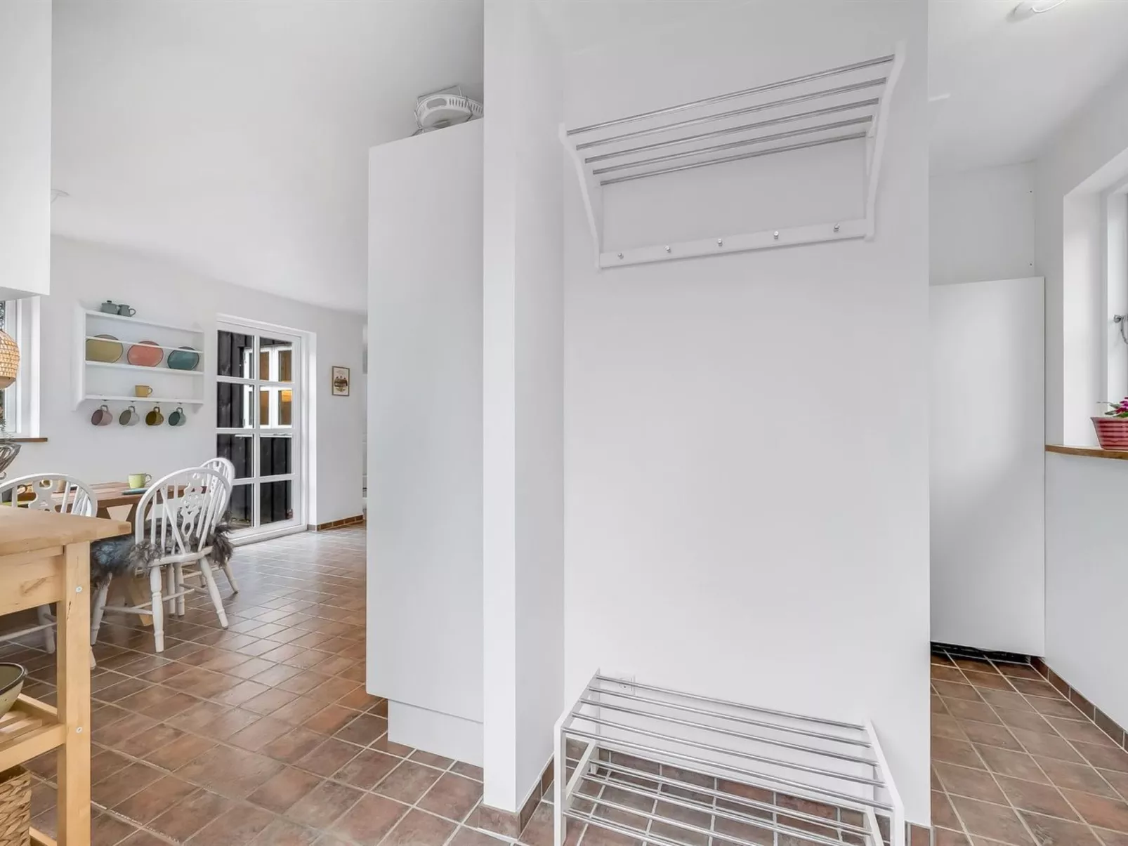 "Mandana" - 10km to the fjord-Binnen