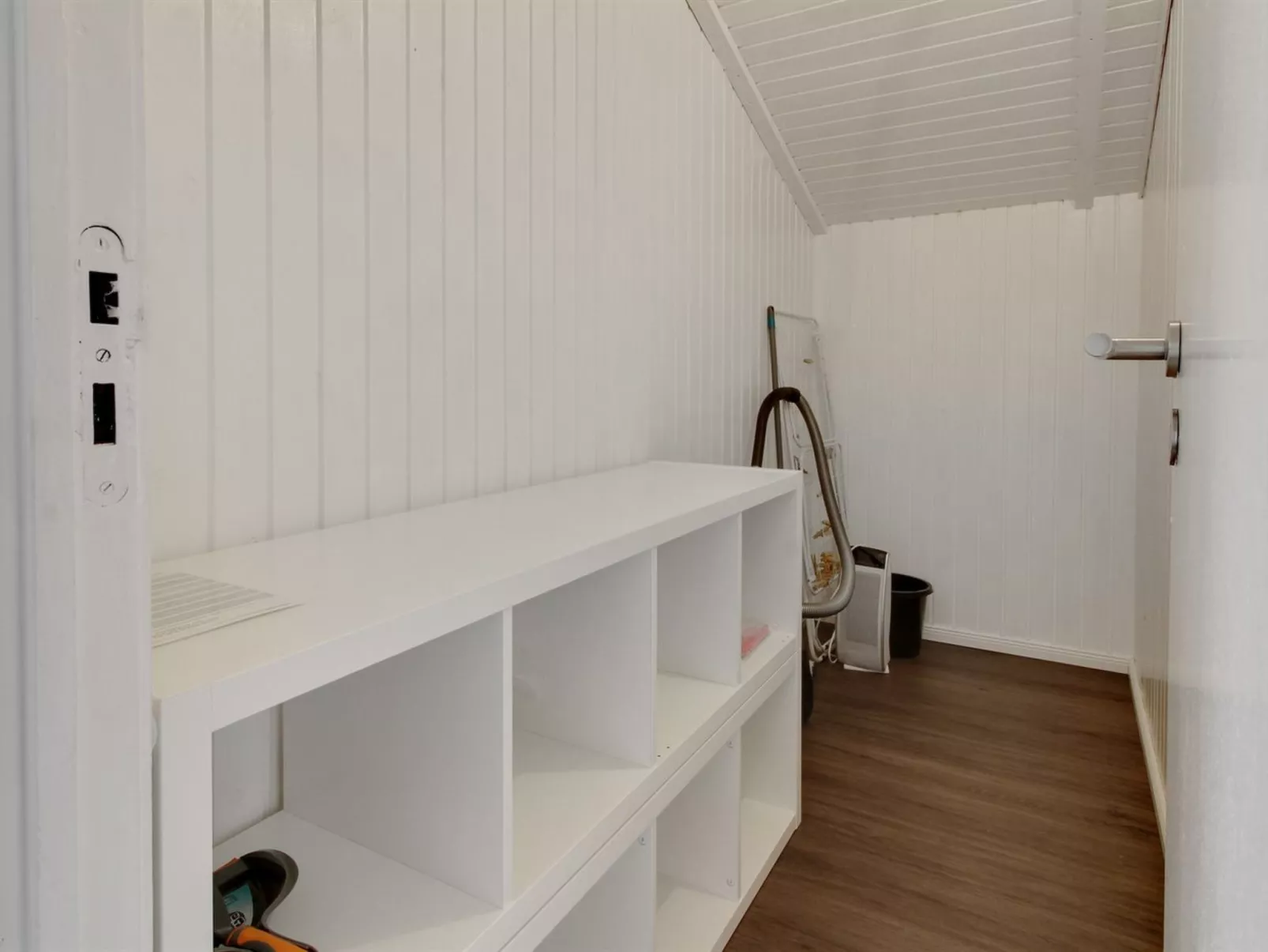 "Cajsa" - 1.5km from the sea-Binnen