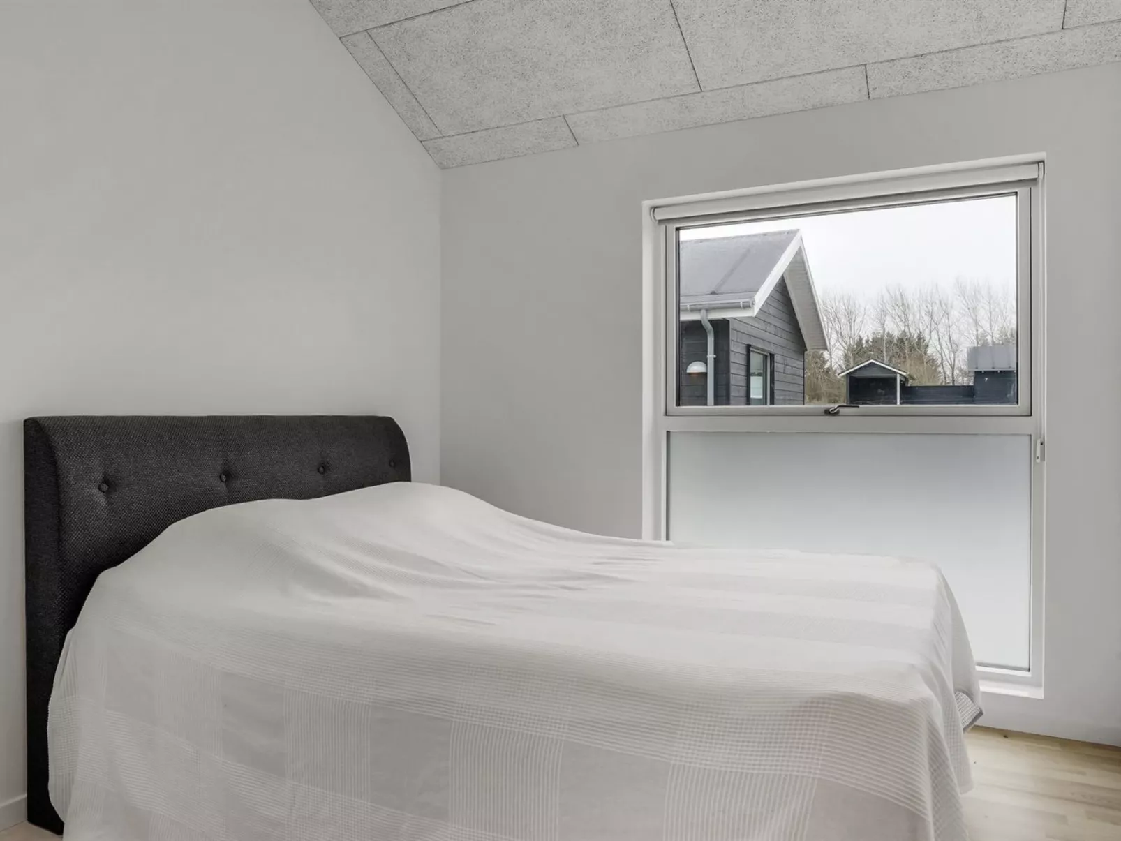 "Tatiane" - 1.5km from the sea-Binnen