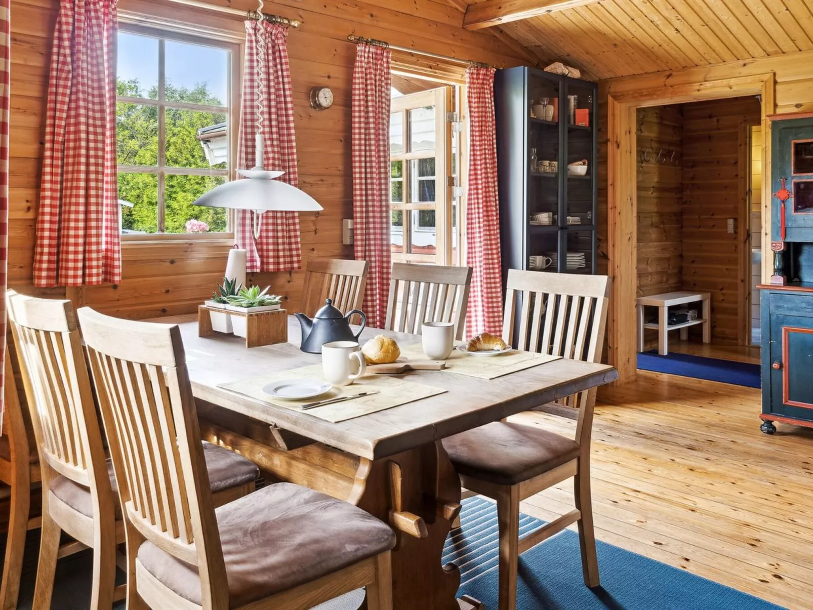 "Tuukka" - 150m from the sea-Binnen