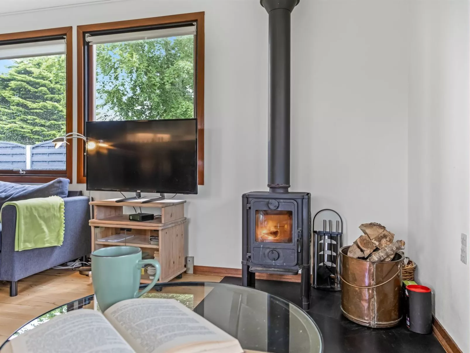 "Davida" - 400m from the sea-Binnen