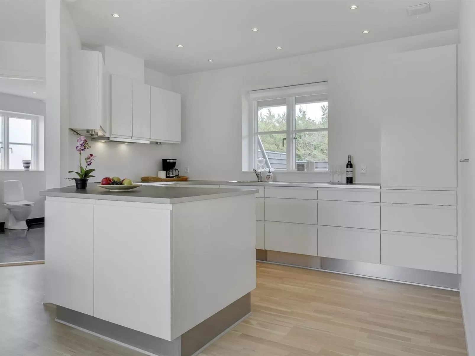 "Henke" - 500m from the sea-Binnen