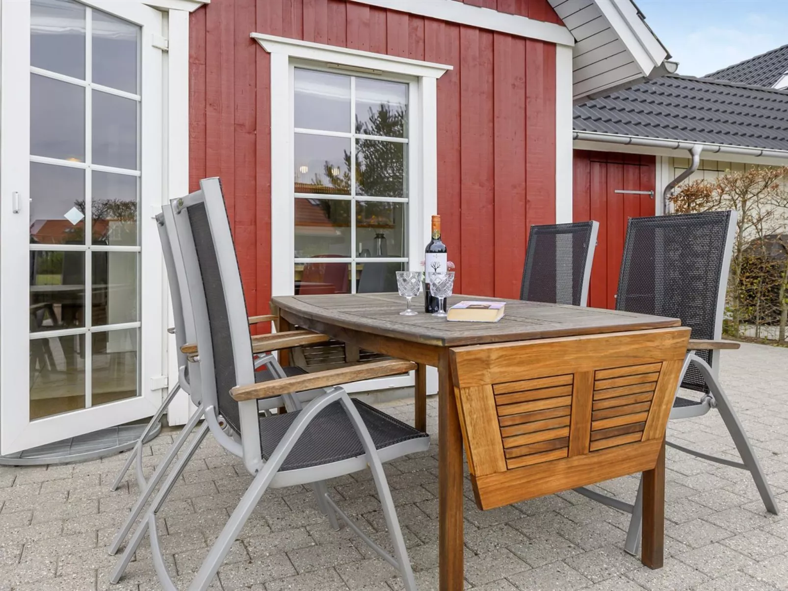 "Bleike" - 250m from the sea-Buiten