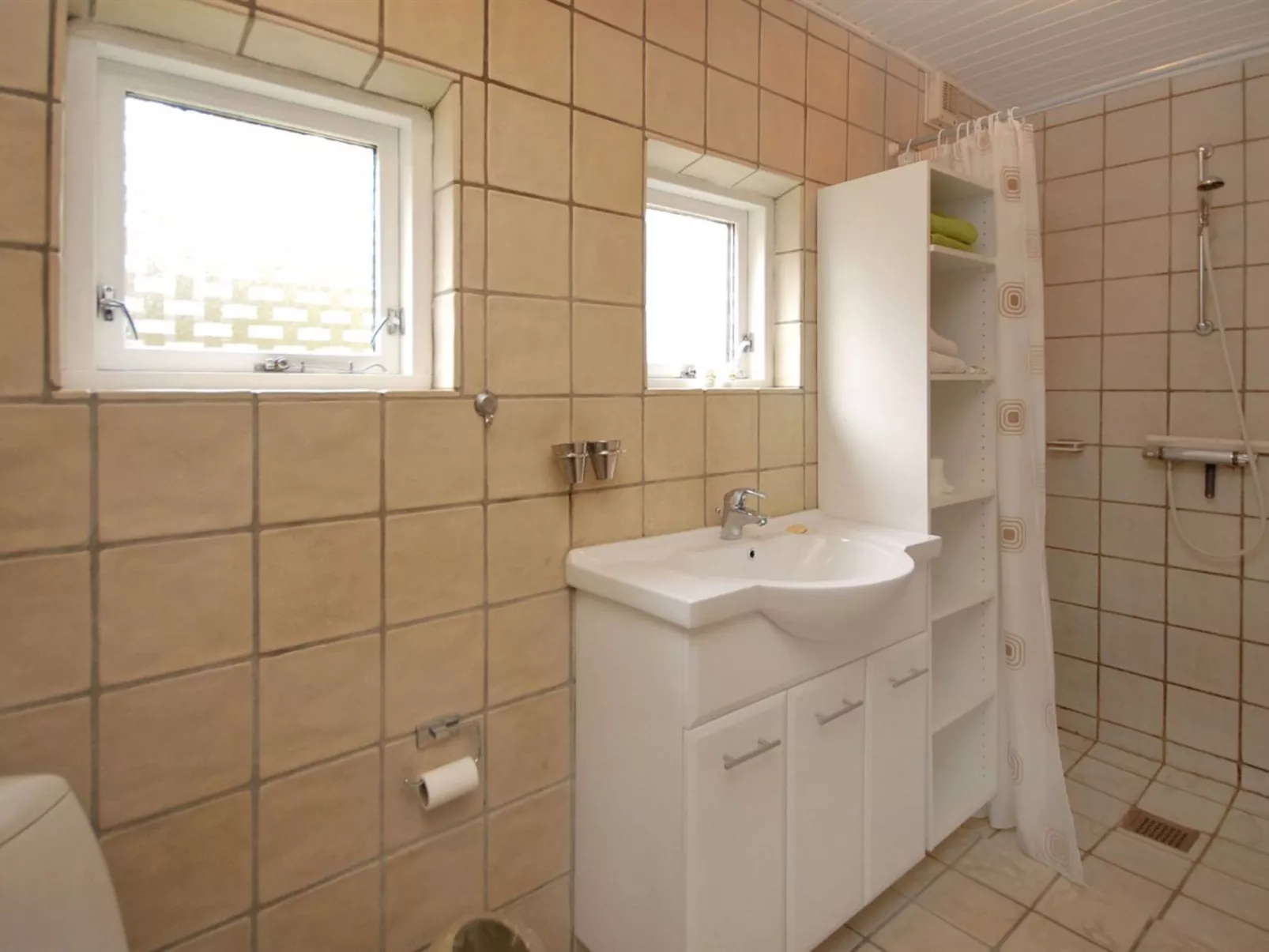 "Rigitte" - 1.5km from the sea-Binnen