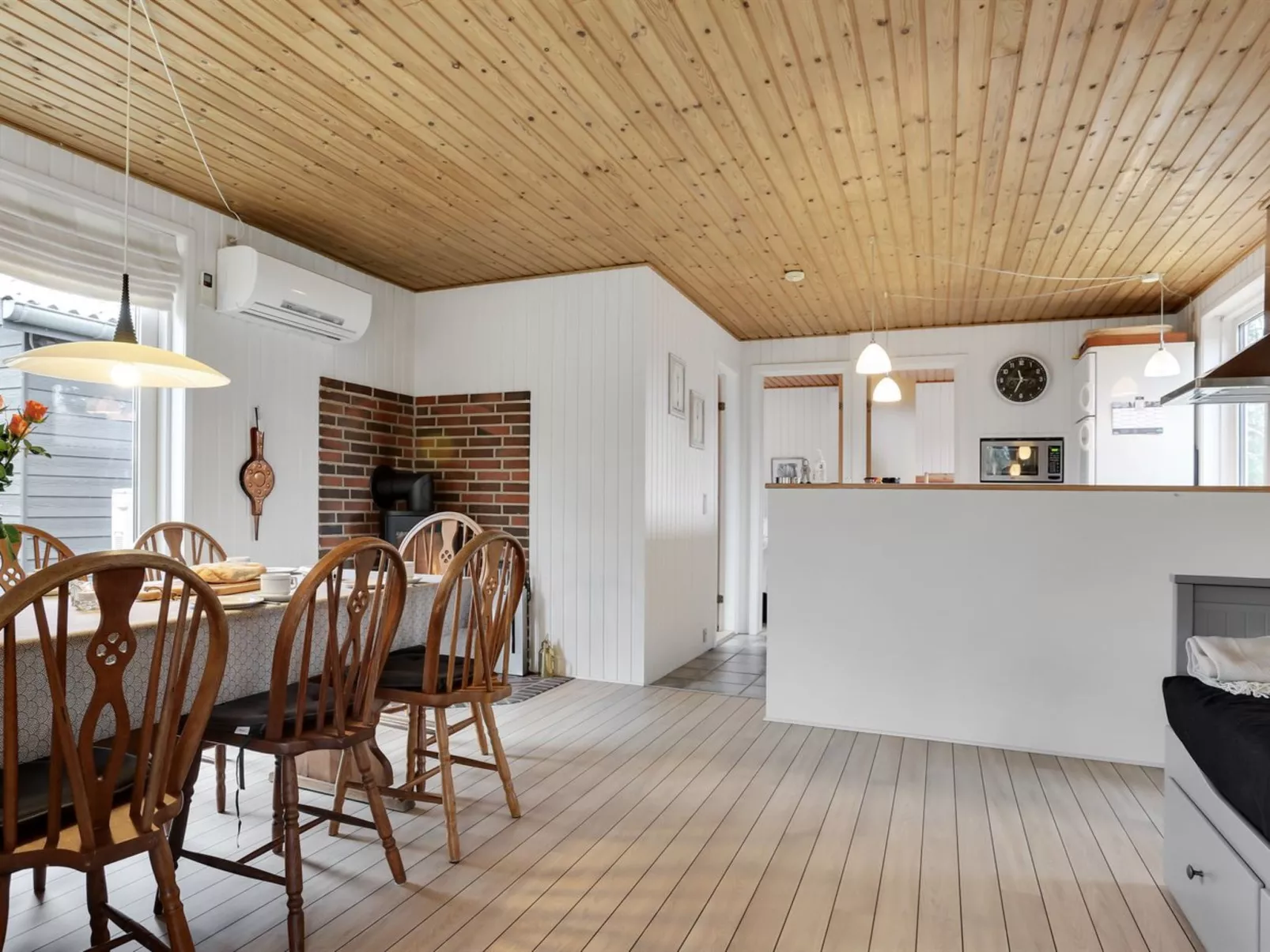 "Blek" - 300m from the sea-Binnen