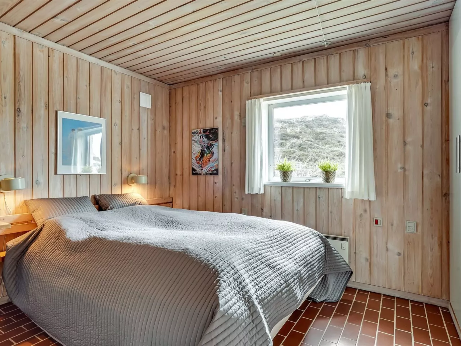 "Emiljan" - 400m from the sea-Binnen