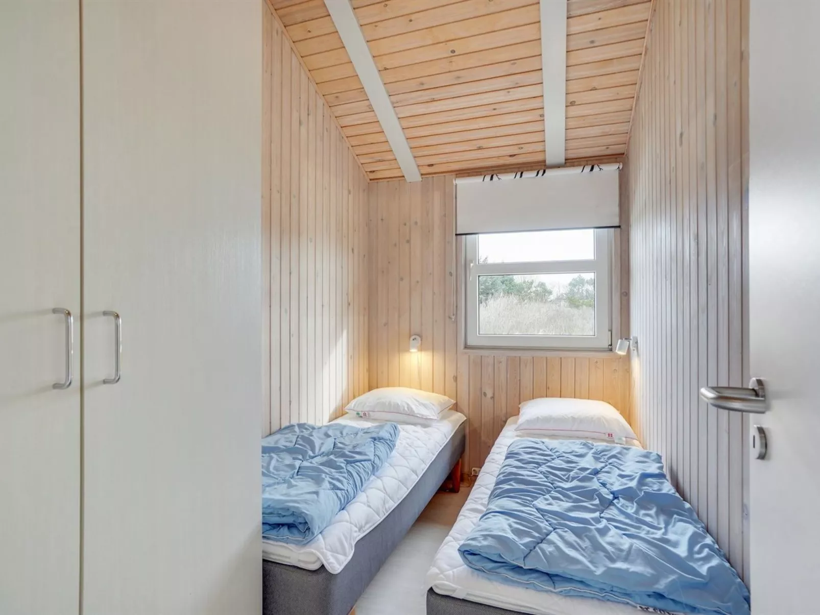 "Midja" - 800m from the sea-Binnen