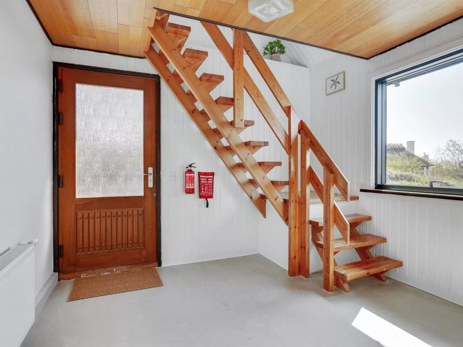 "Emin" - 100m from the sea-Binnen