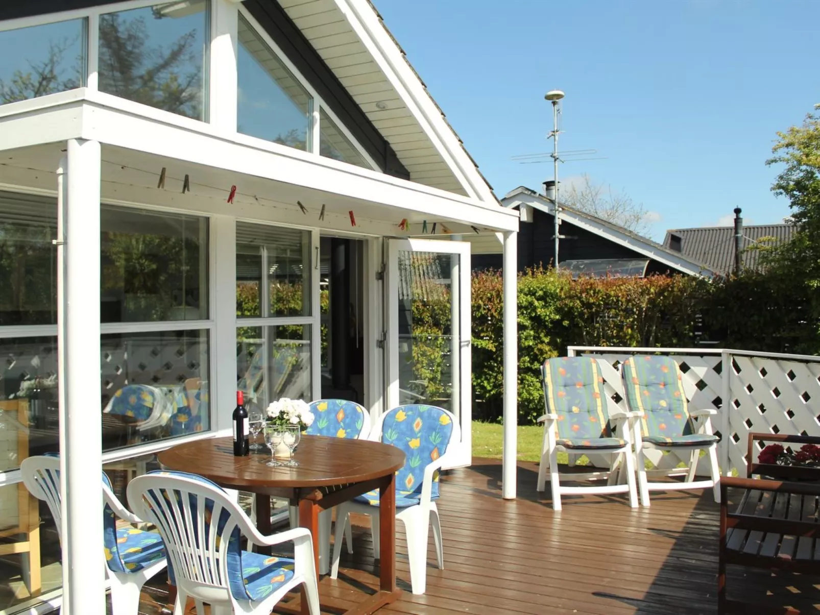 "Yara" - 1km to the fjord-Buiten