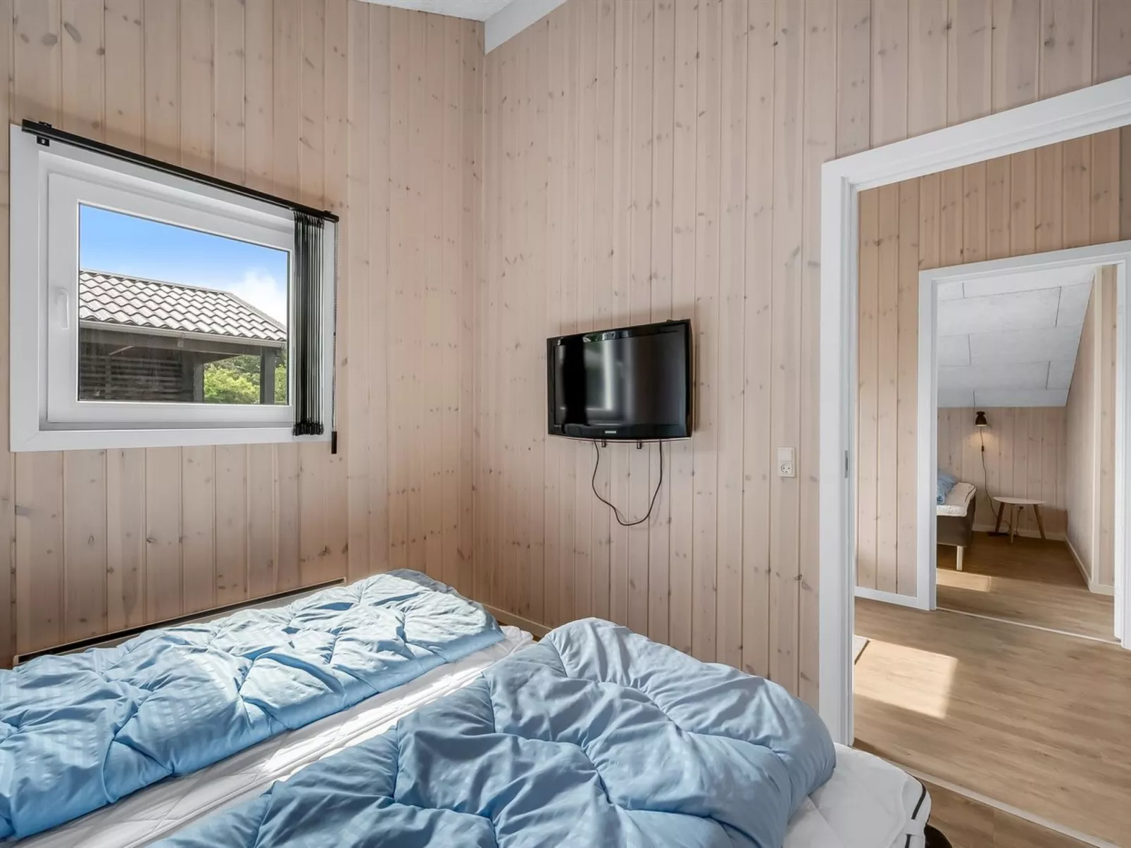 "Leeve" - 1.4km to the fjord-Binnen