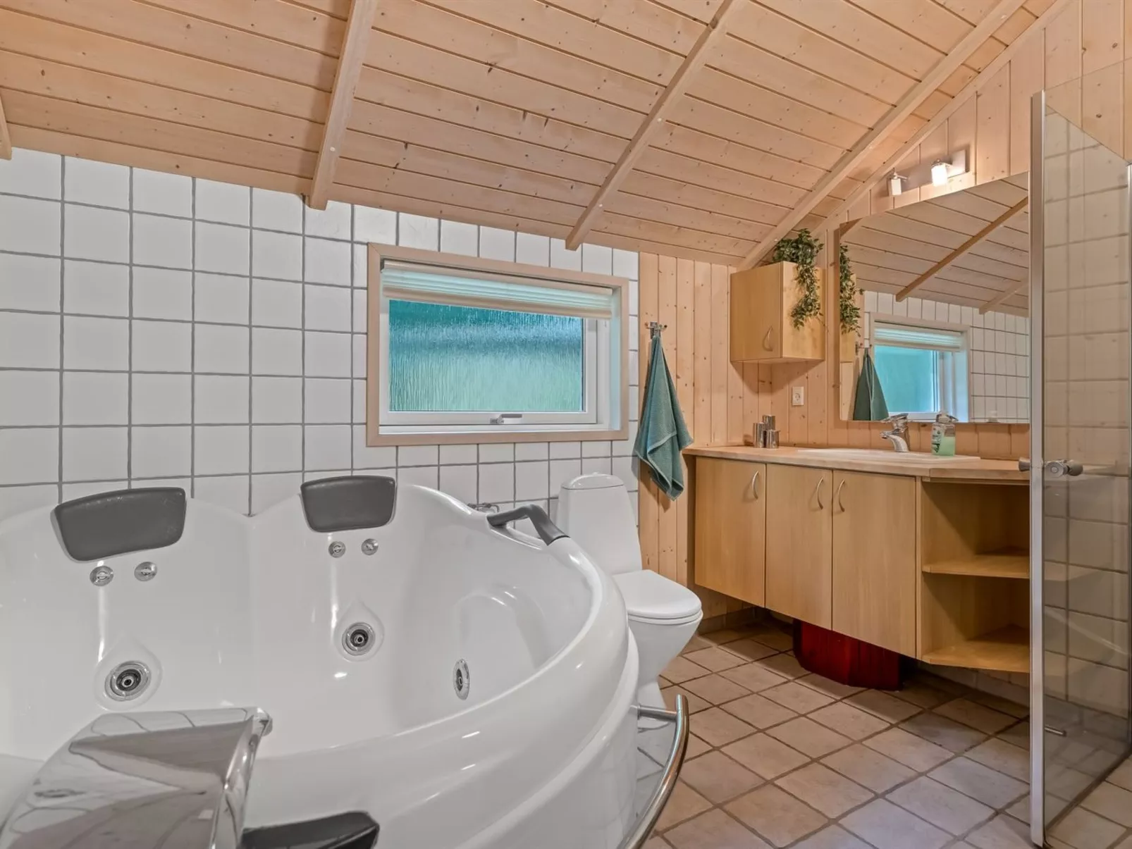 "Kaare" - 34.2km from the sea-Binnen