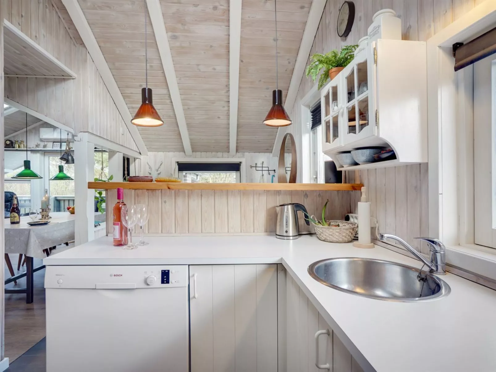 "Gunde" - 300m to the fjord-Binnen