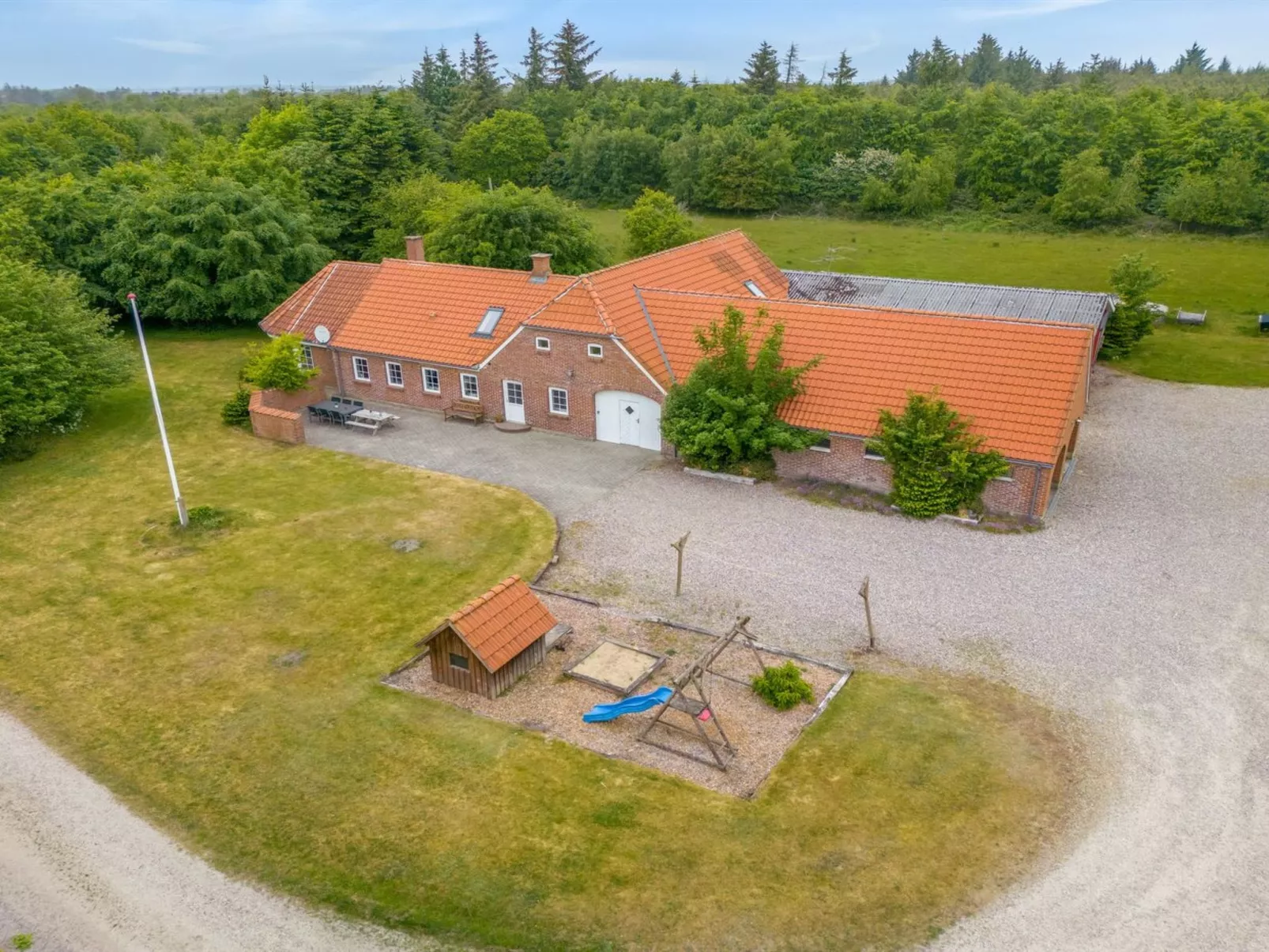 "Wilmar" - 1km to the fjord-Buiten