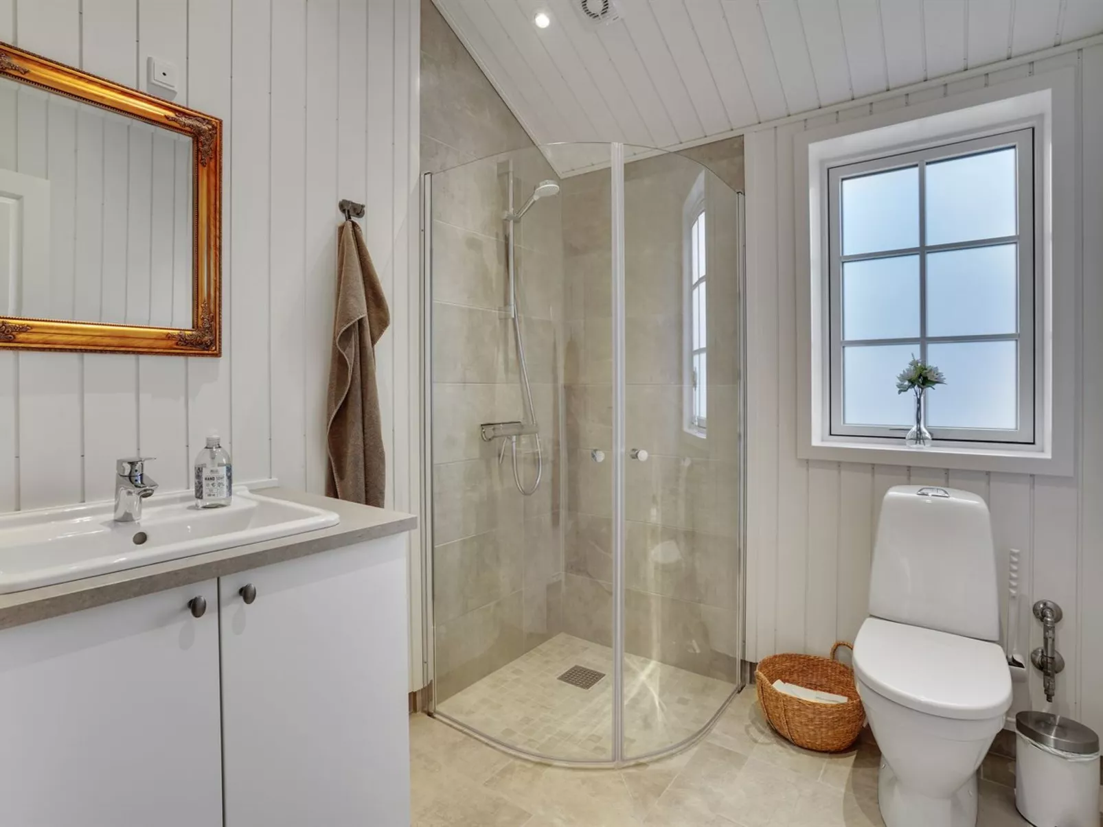 "Annerose" - 550m from the sea-Binnen