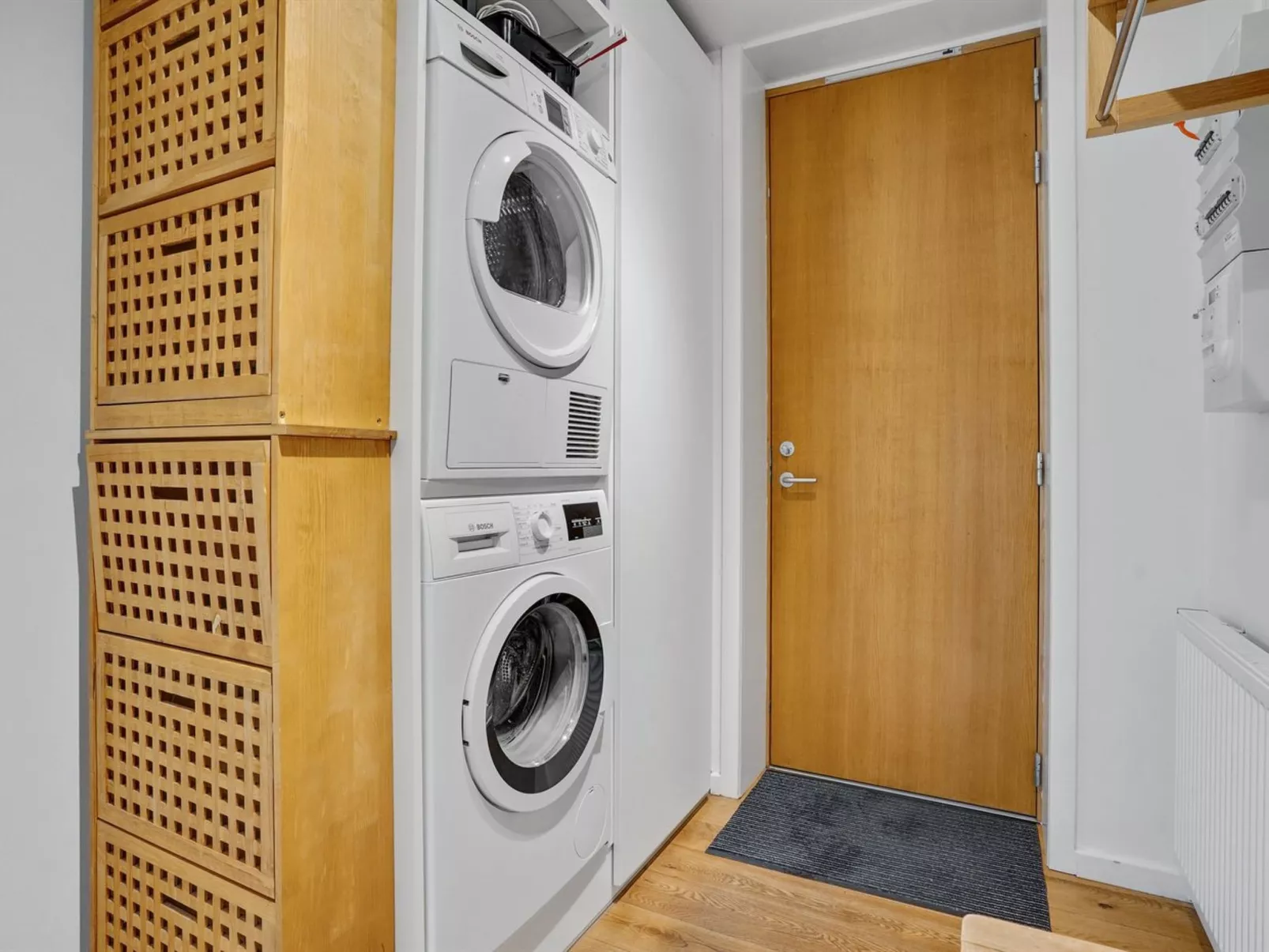 "Heigo" - 25m from the sea-Binnen