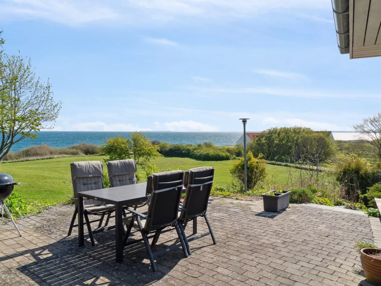 "Sahid" - 20m from the sea-Buiten