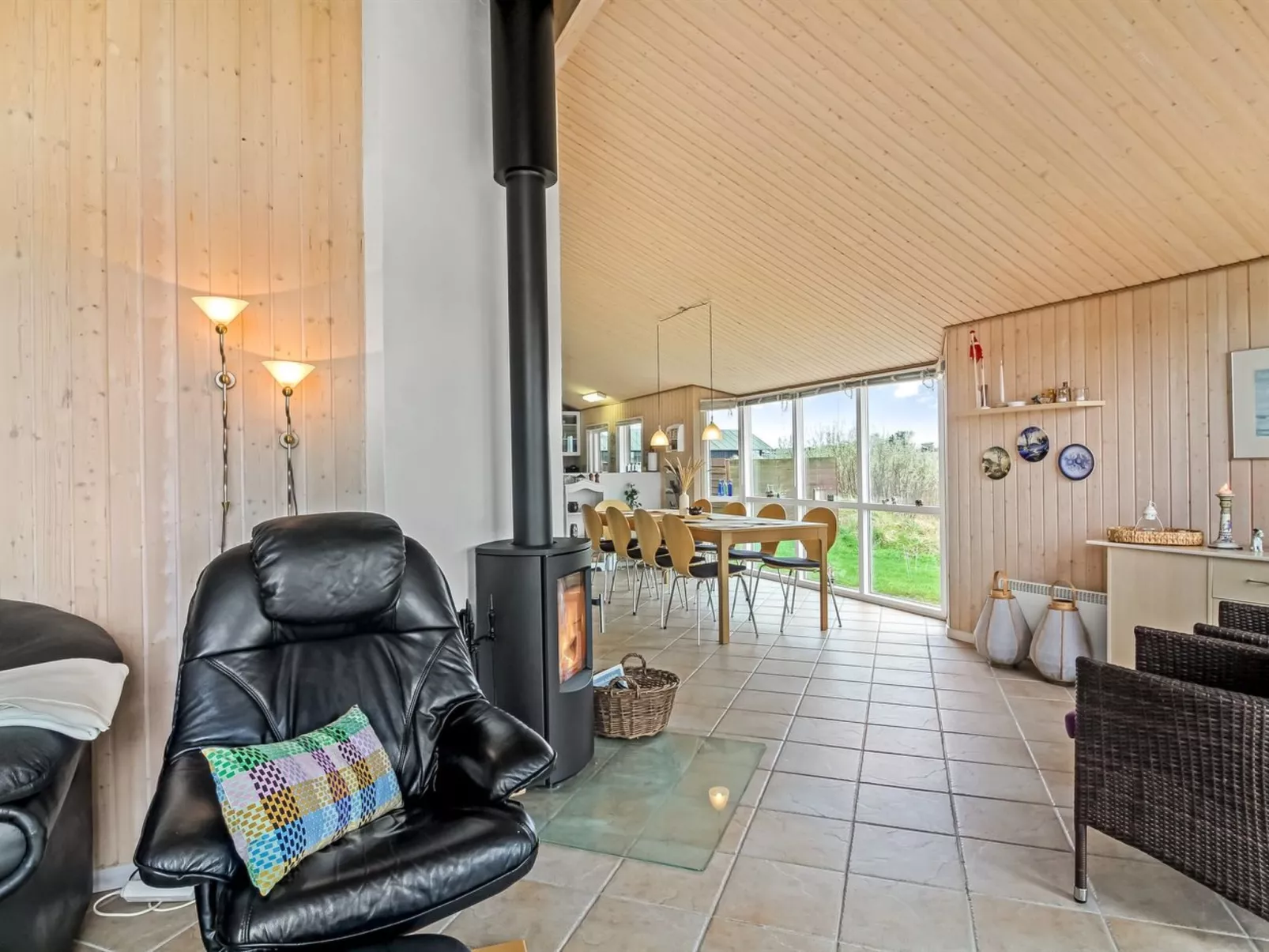 "Zuhra" - 250m from the sea-Binnen