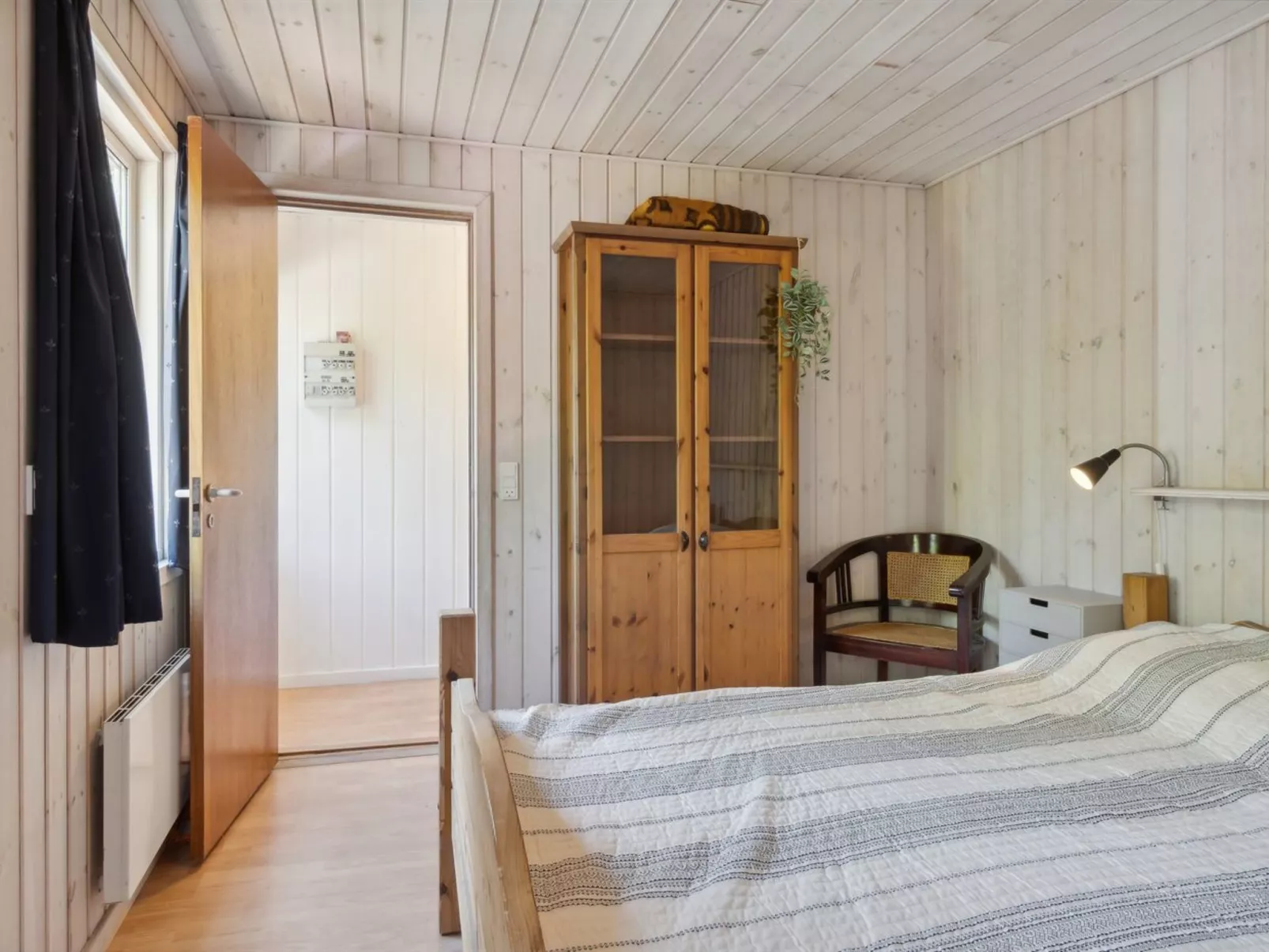 "Anya" - 600m from the sea-Binnen