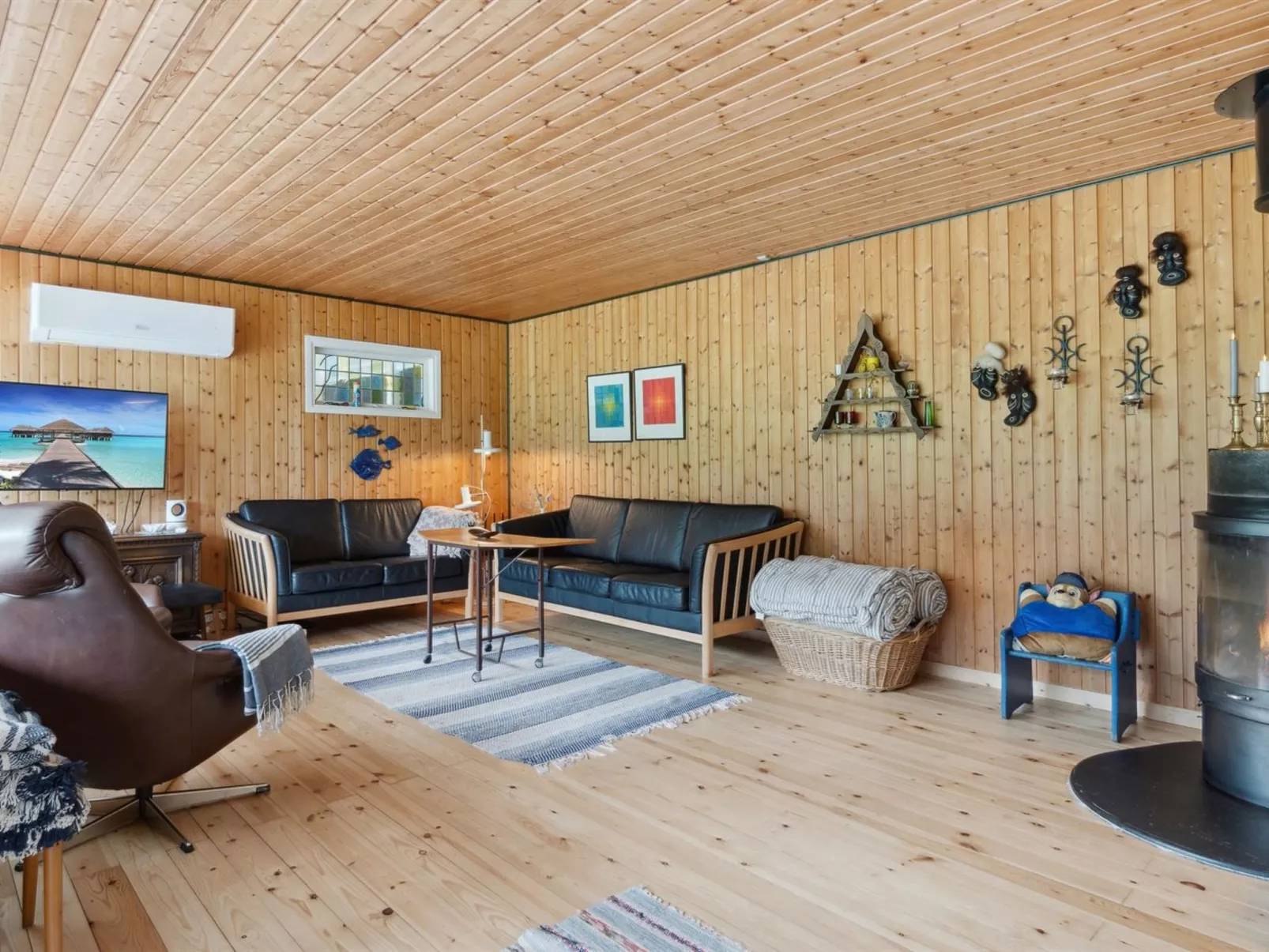 "Gunlög" - 1.3km from the sea-Binnen