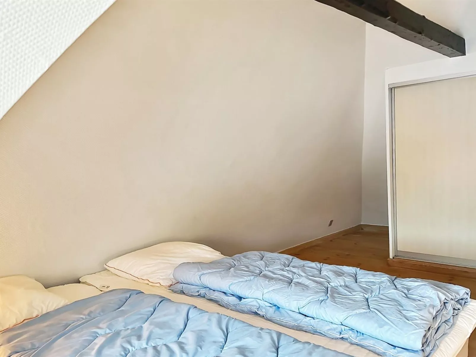 "Maelle" - 25km from the sea-Binnen