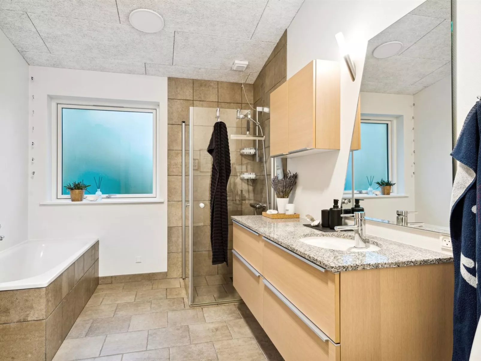 "Berta" - 70m to the fjord-Binnen