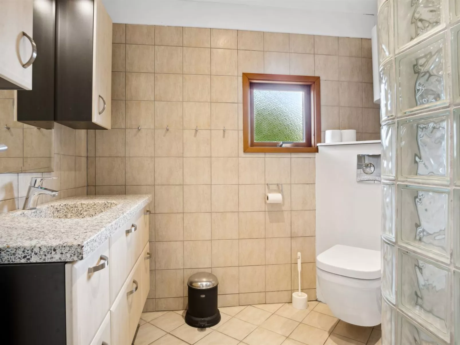 "Gundhild" - 250m from the sea-Binnen