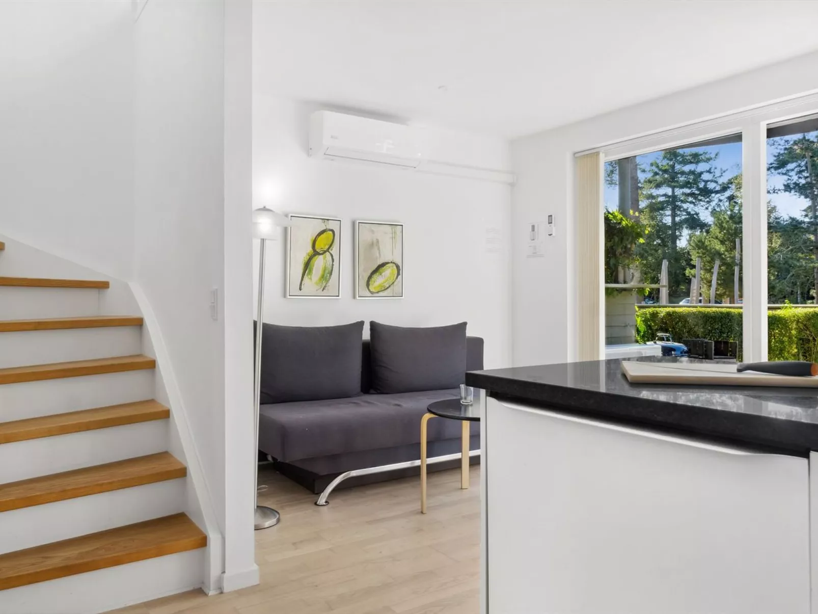 "Sophy" - 150m from the sea-Binnen