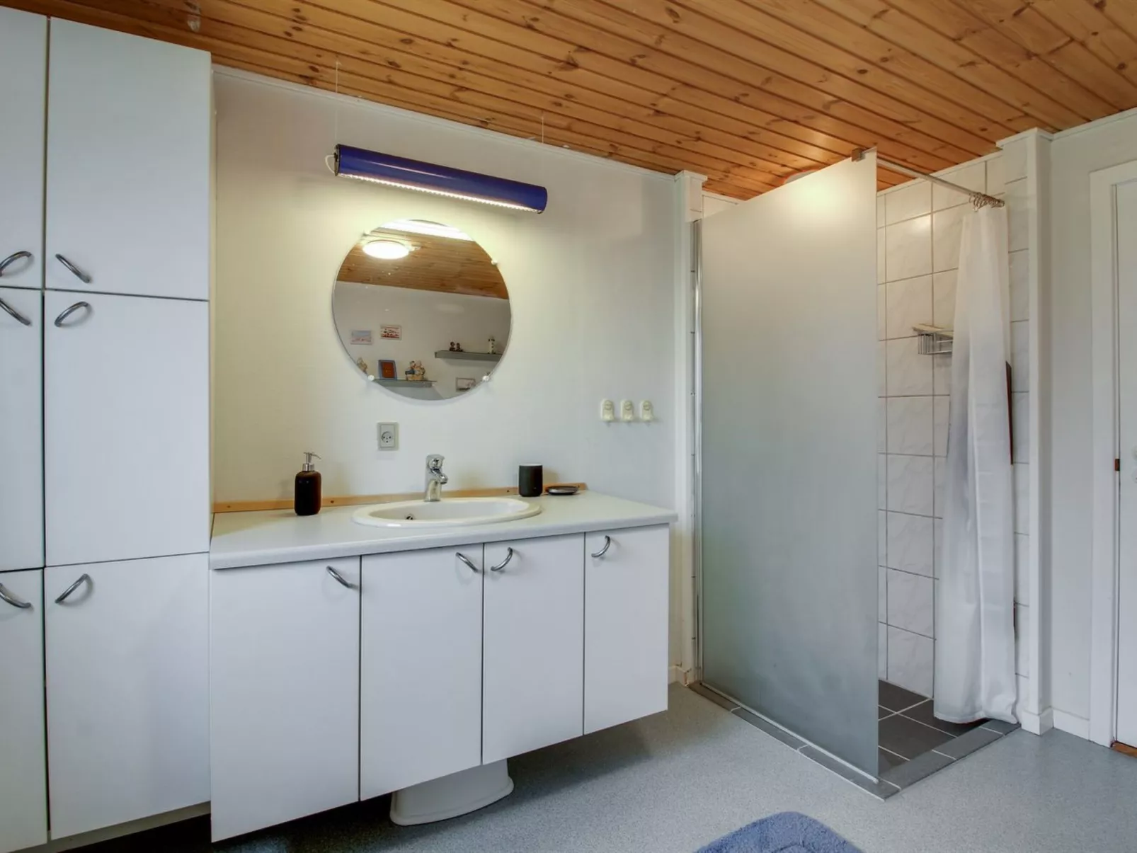 "Wisti" - 600m from the sea-Binnen