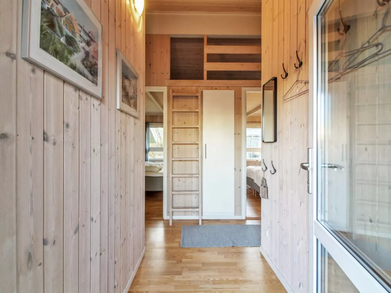 "Freda" - 400m from the sea-Binnen