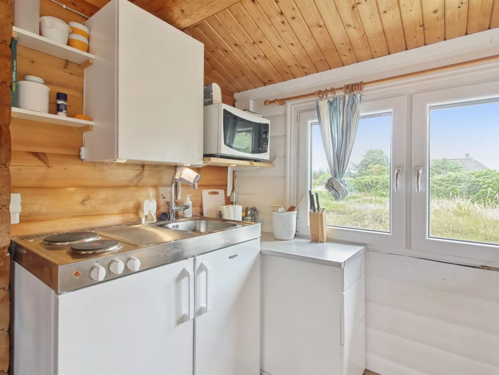 "Sampo" - 400m from the sea-Binnen