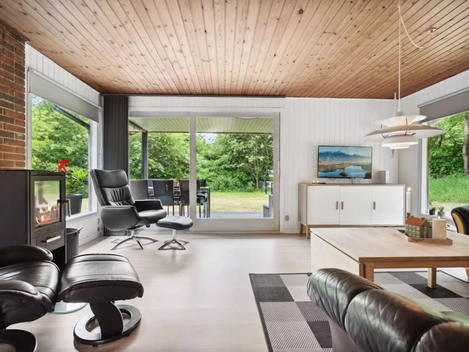 "Nyalle" - 30km from the sea-Binnen