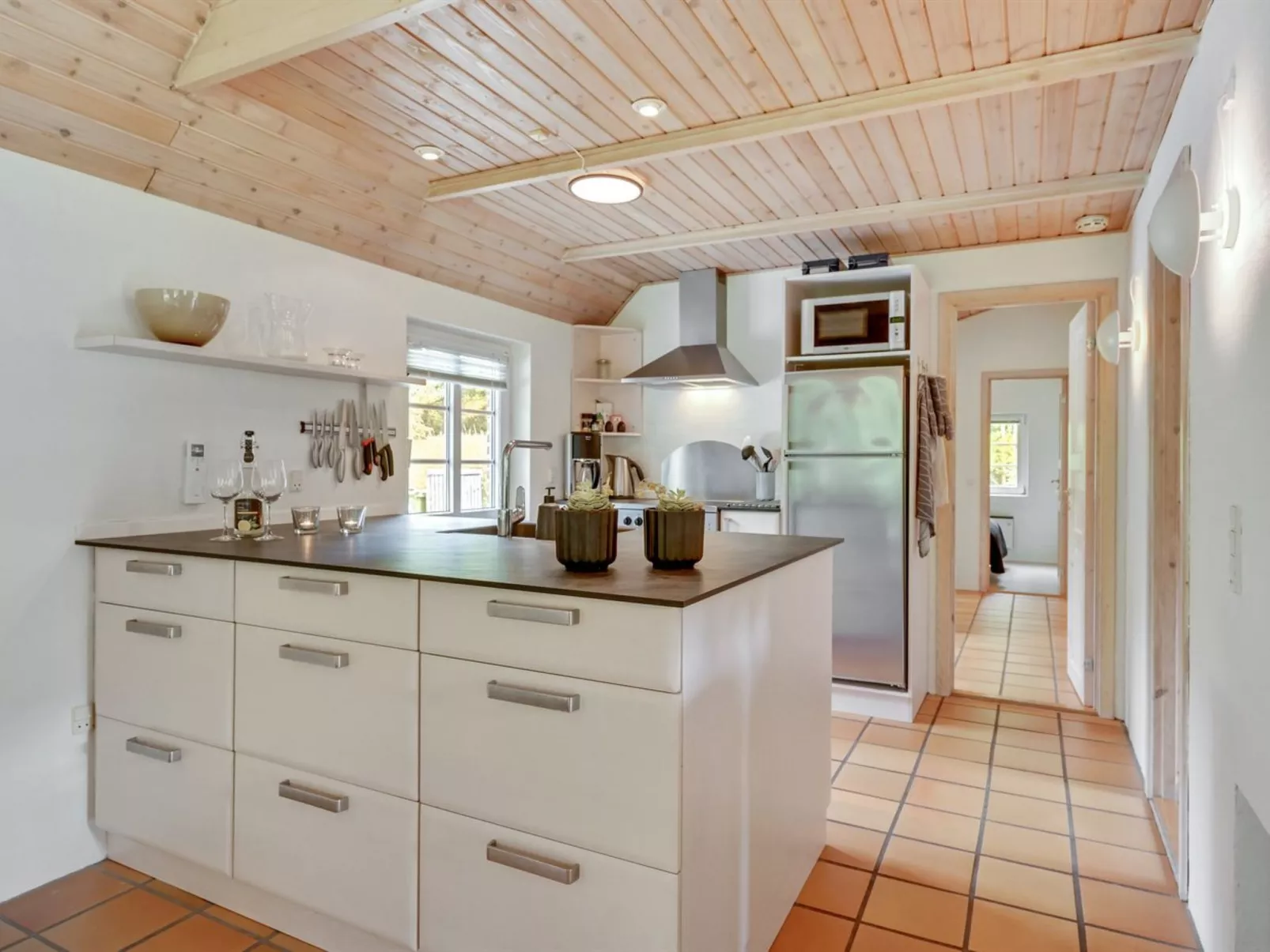 "Osmo" - 900m from the sea-Binnen