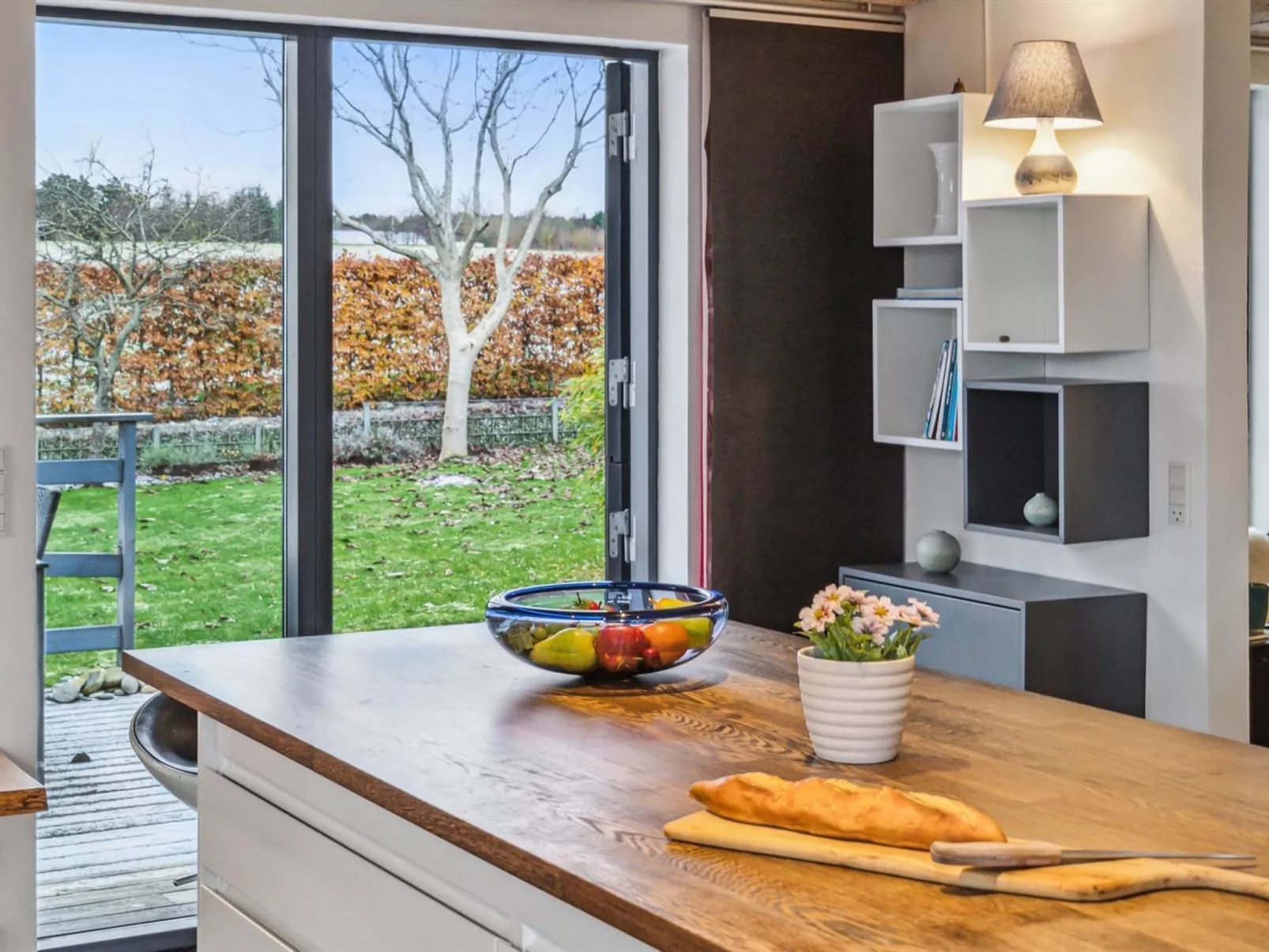 "Alona" - 90m from the sea-Binnen