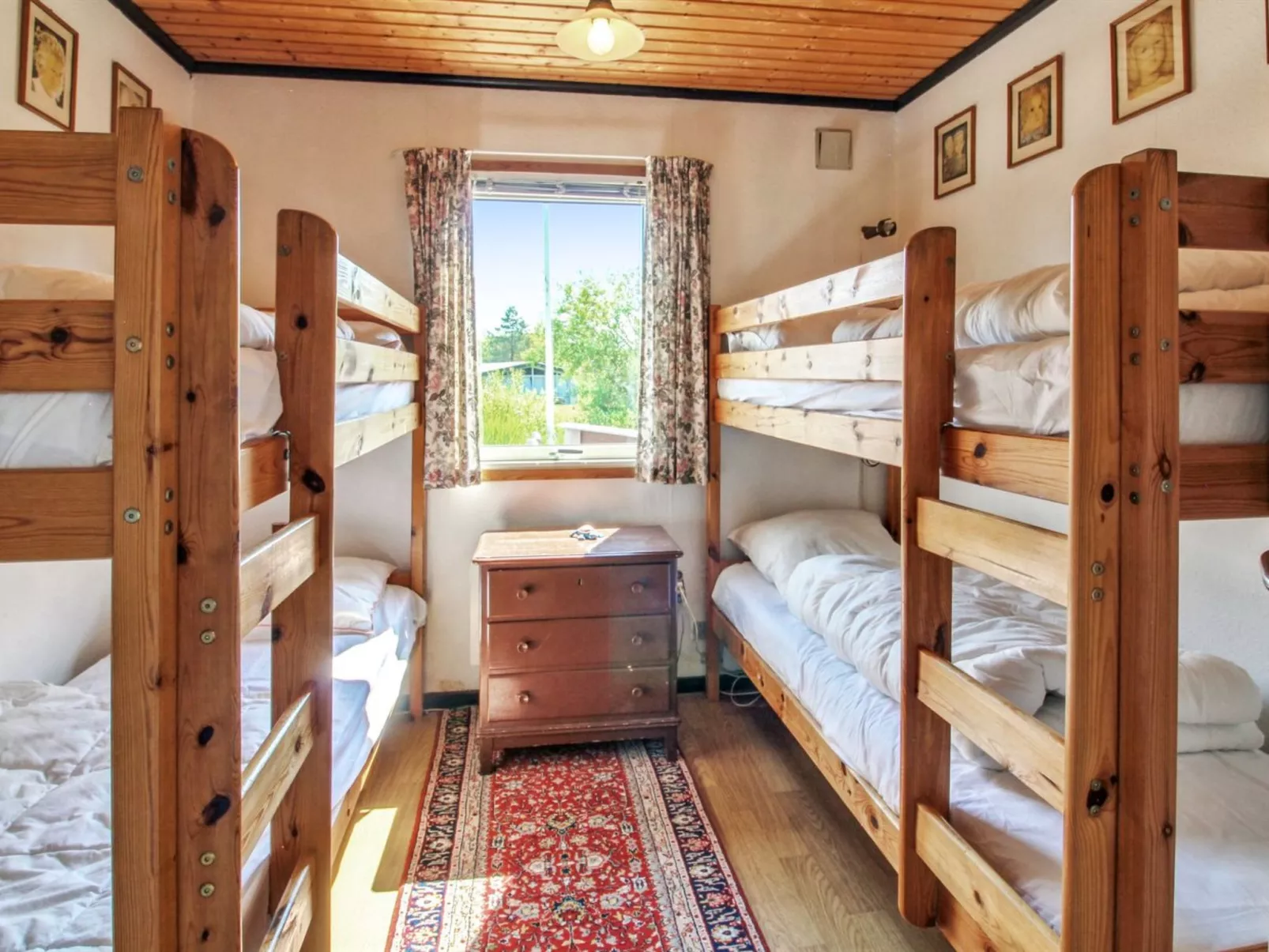 "Veijo" - 800m from the sea-Binnen