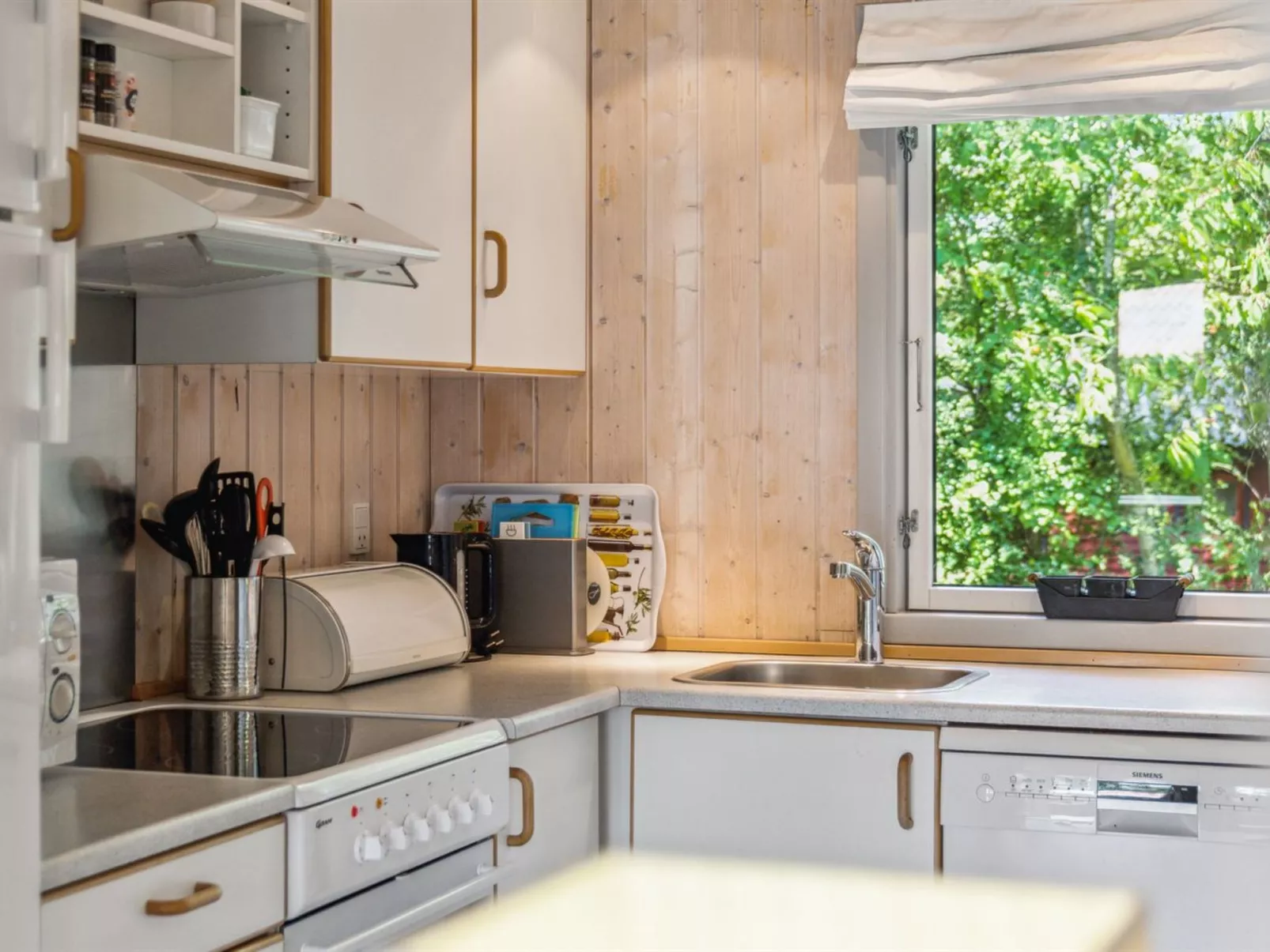 "Dorti" - 725m from the sea-Binnen