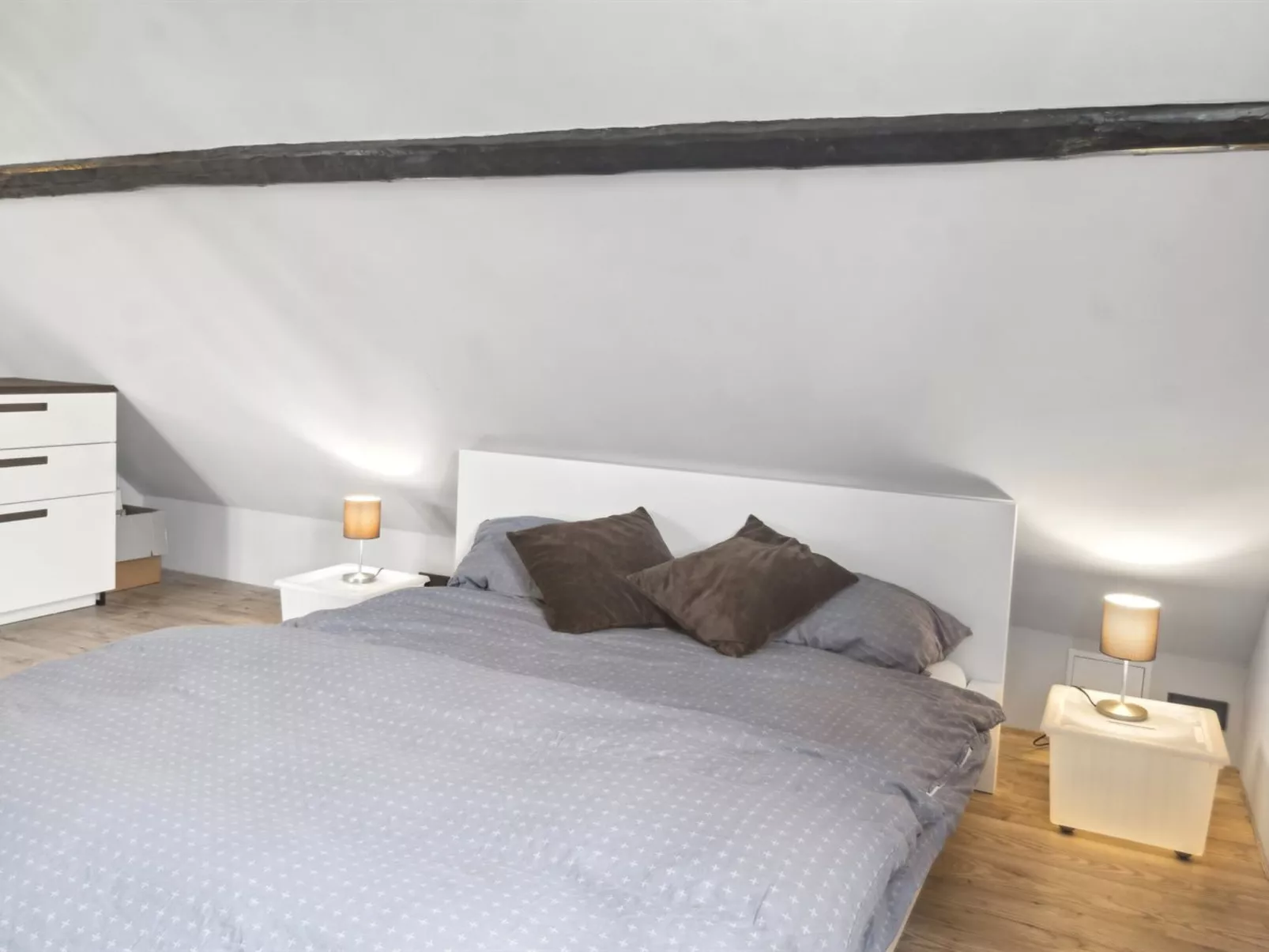 "Hughlek" - 1.5km from the sea-Binnen