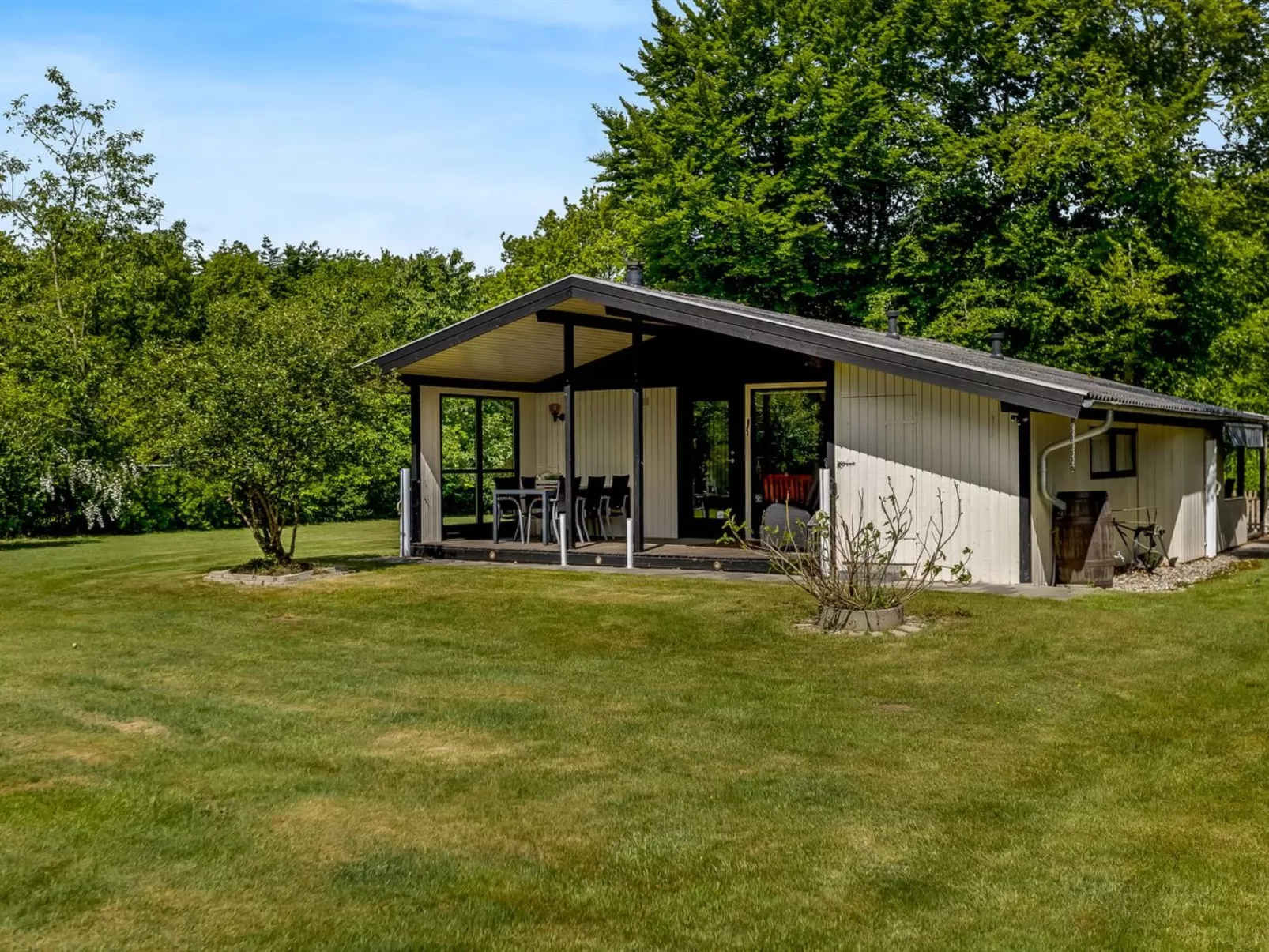 "Mijat" - 30km from the sea-Buiten